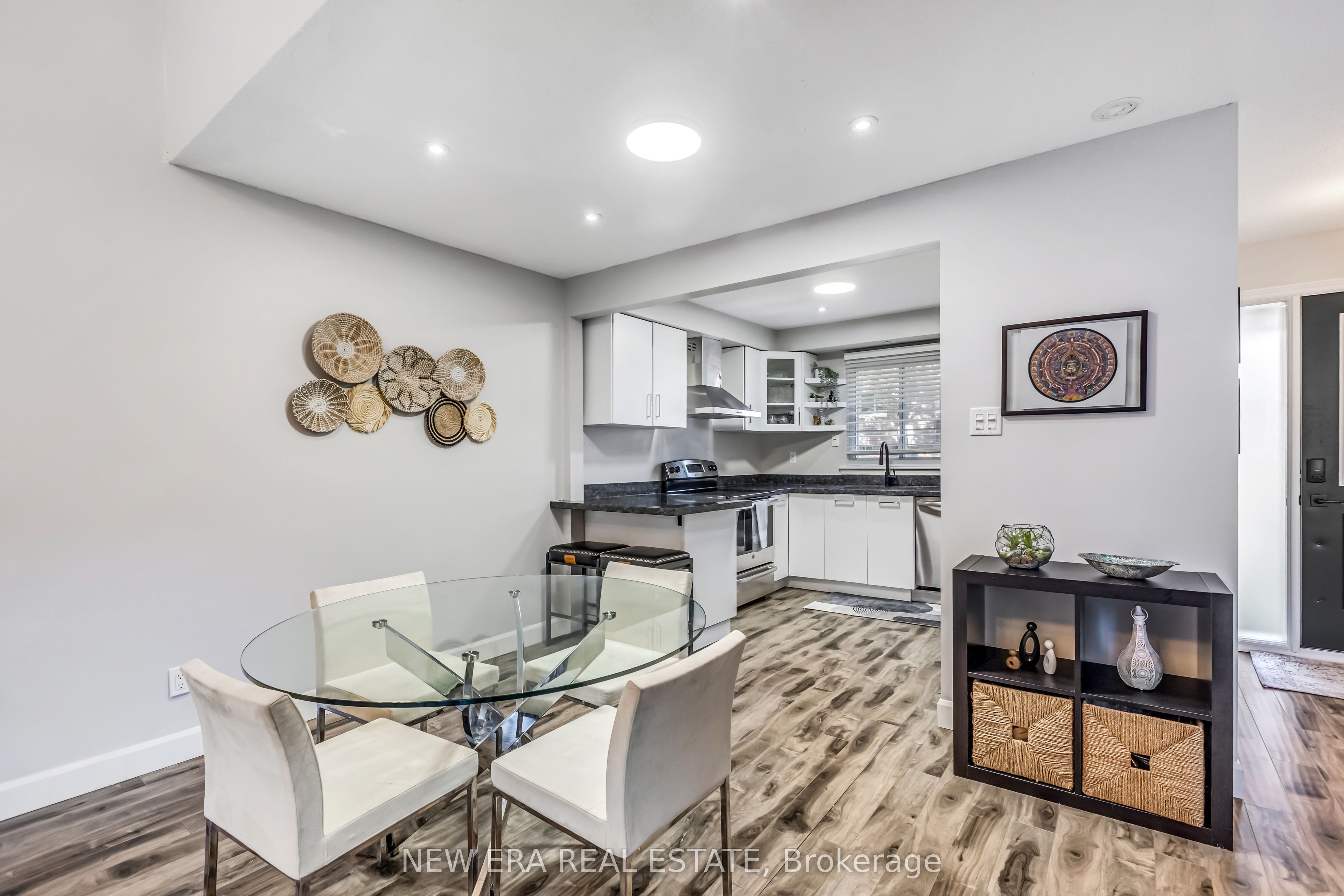 1415 Fieldlight Boulevard 6