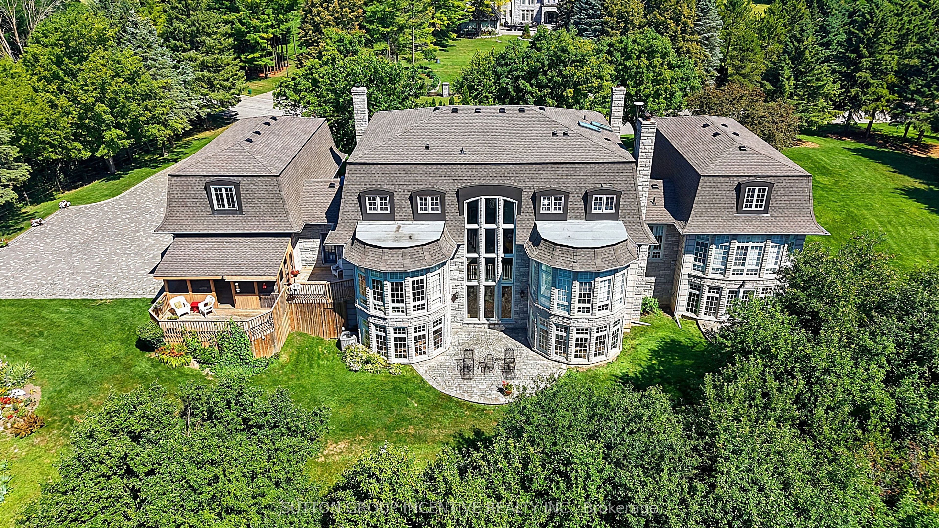 25 Bovair Trail