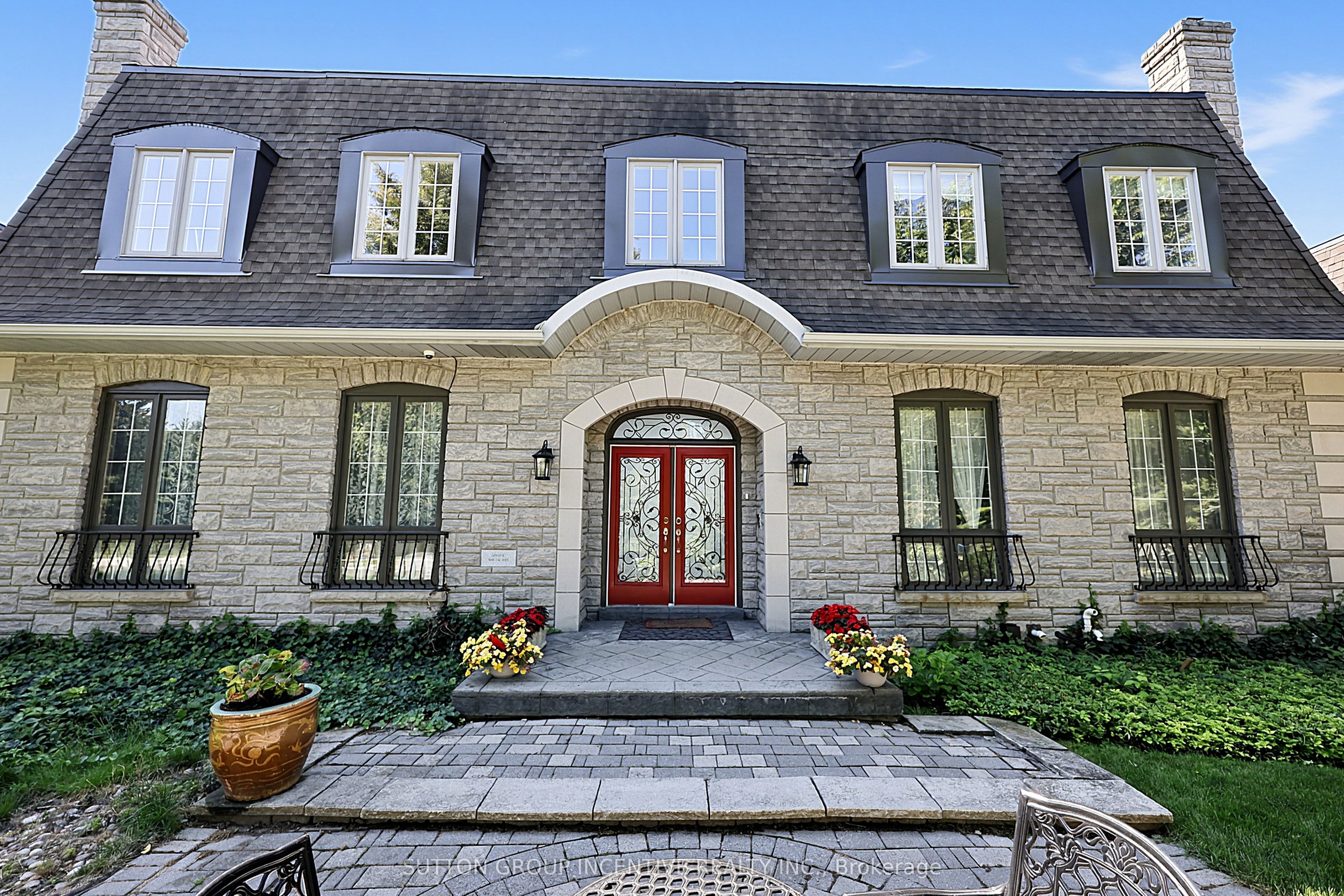 25 Bovair Trail