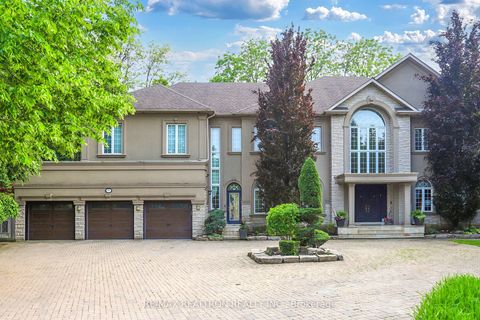 161 Renaissance Court Vaughan ON L4J 7W4