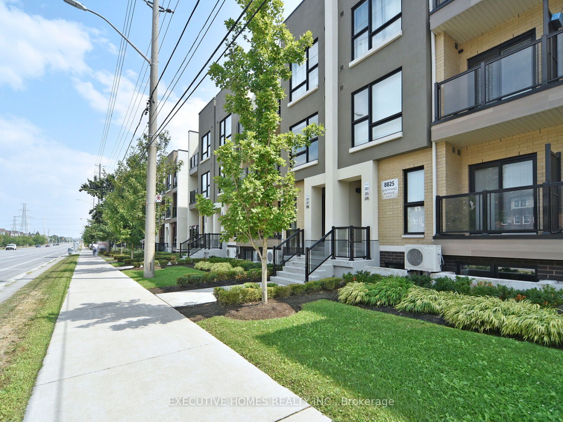 8825 Sheppard Avenue