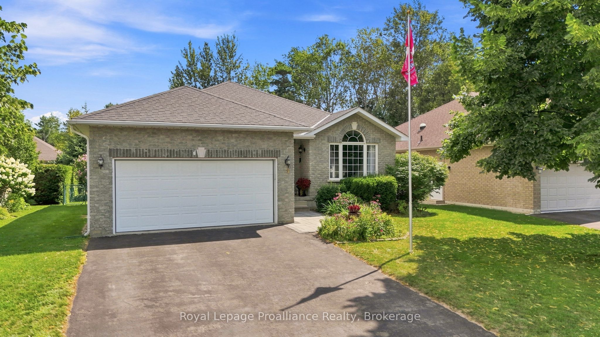 9 Seneca Drive