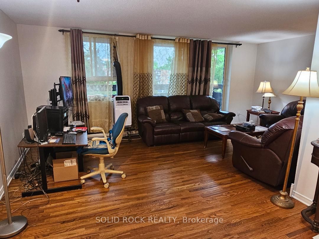2000 Jasmine Crescent 304