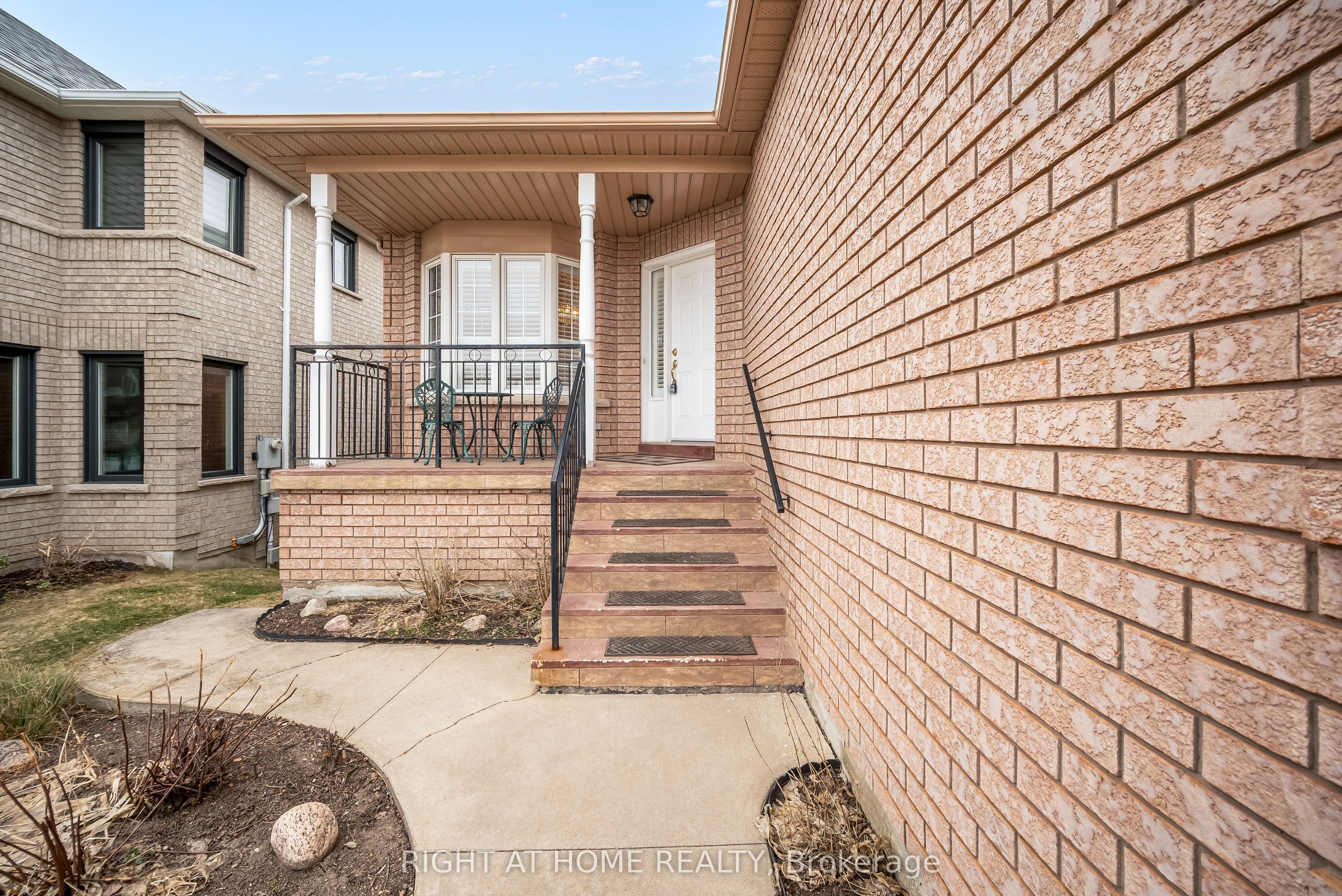 46 Woodhaven Crescent