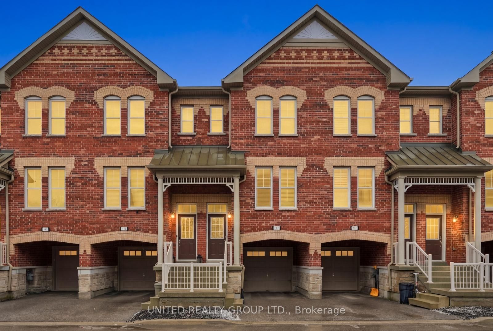 10 Porter Avenue W 10