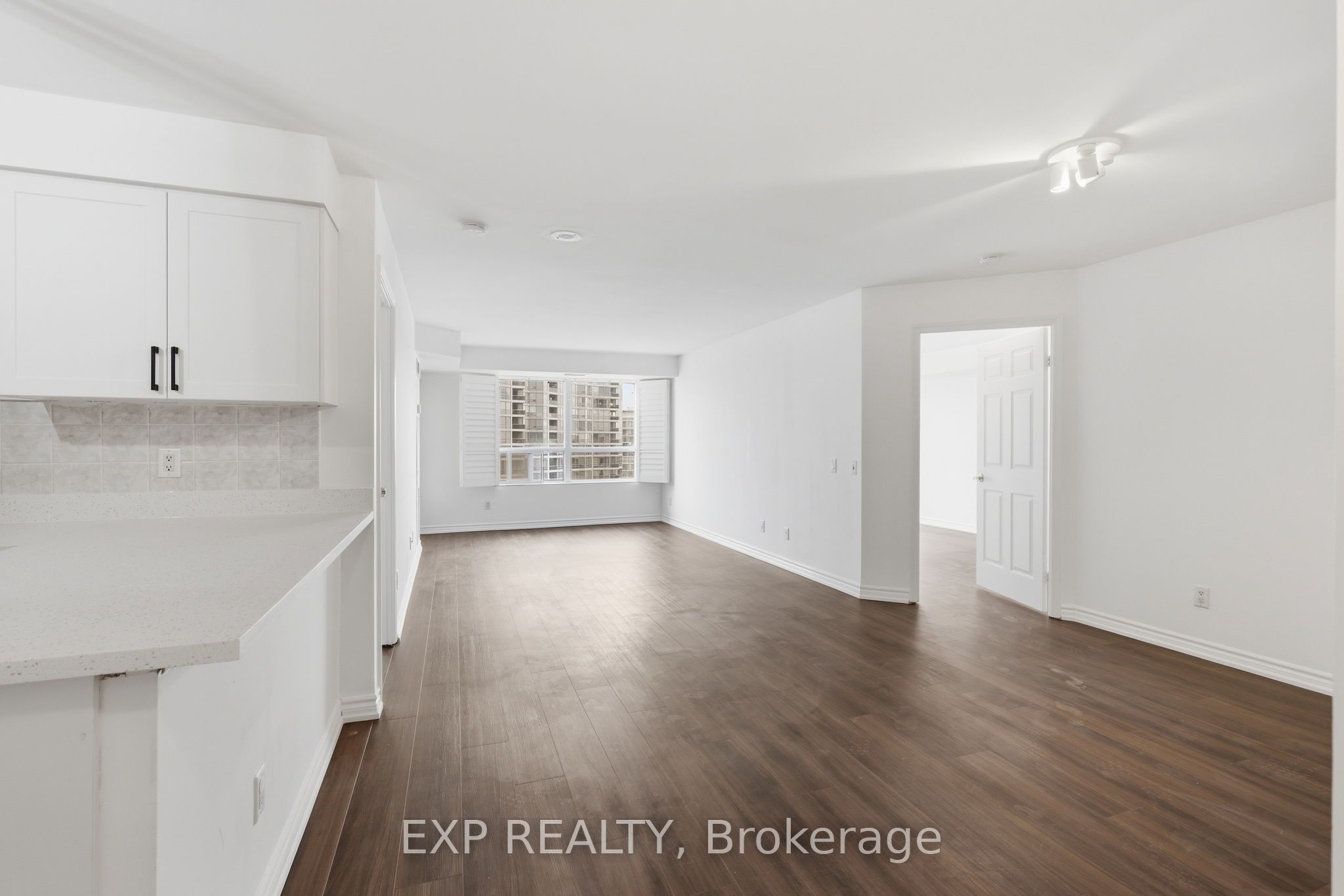25 Kingsbridge Garden Circle 2120