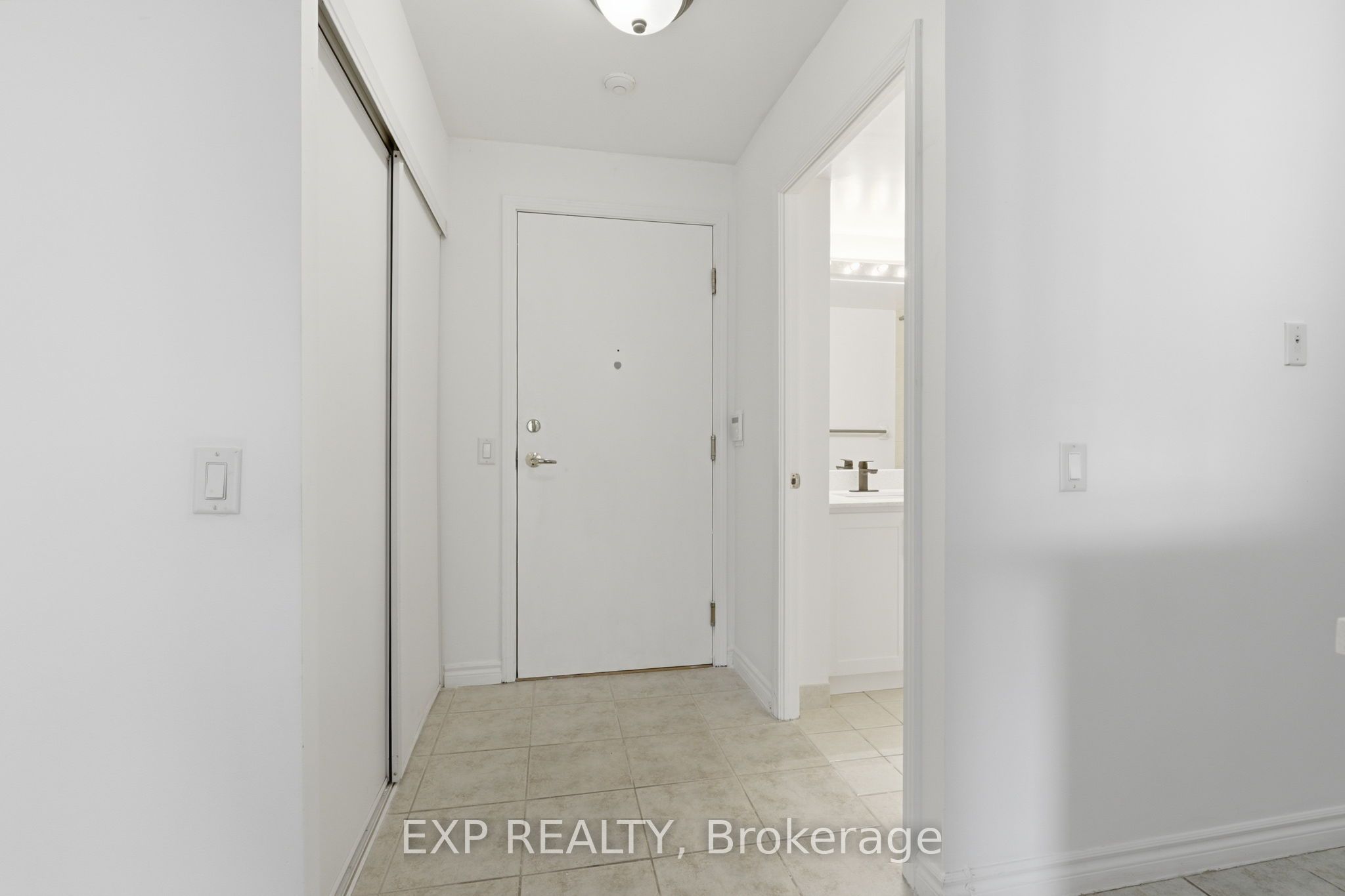 25 Kingsbridge Garden Circle 2120