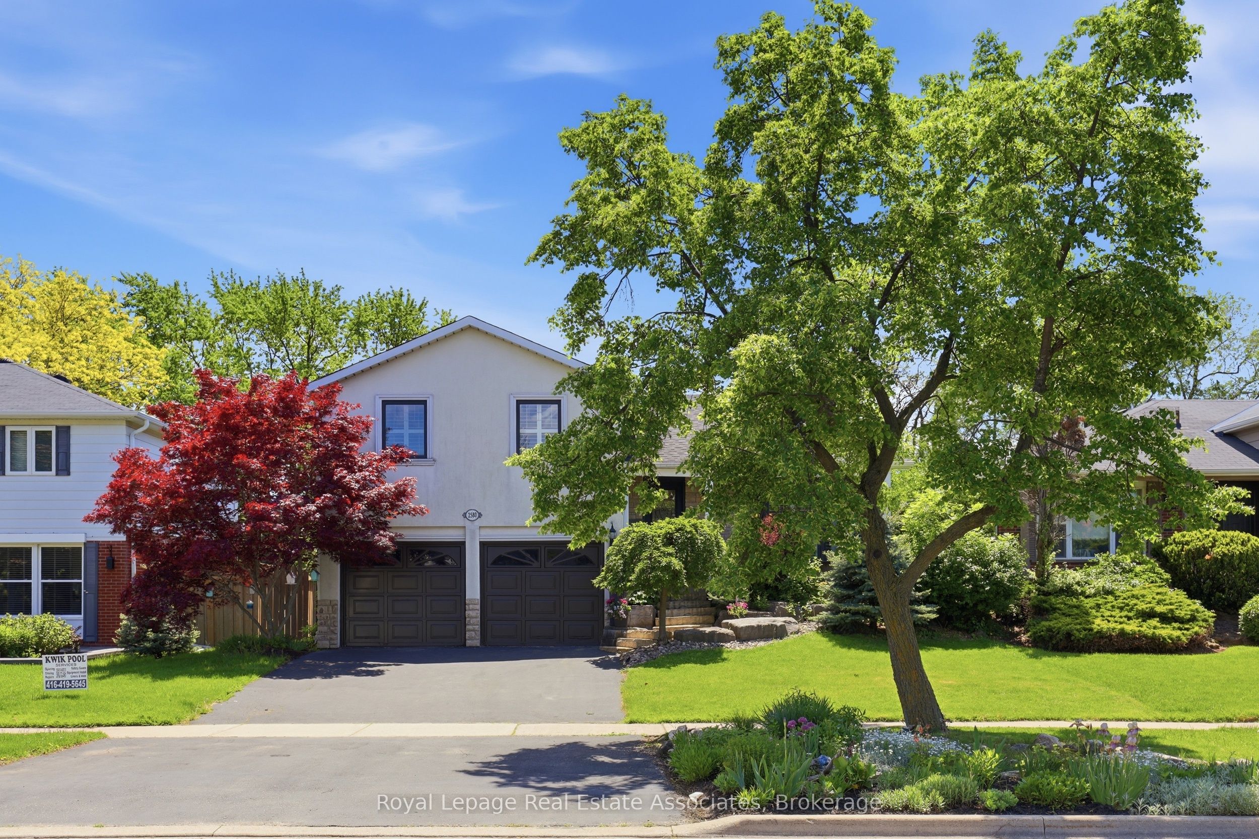 2580 Homelands Drive
