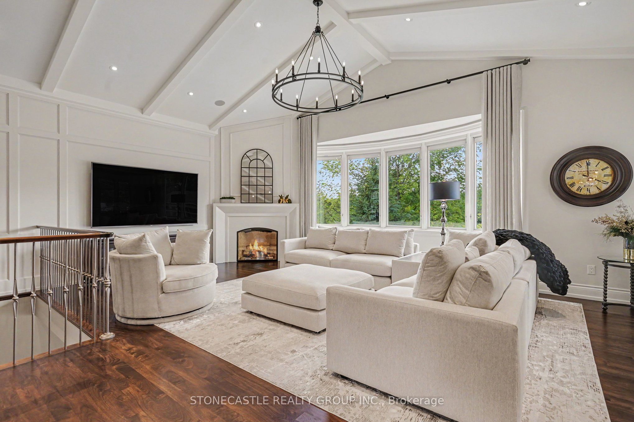 4 Sugarbush Lane
