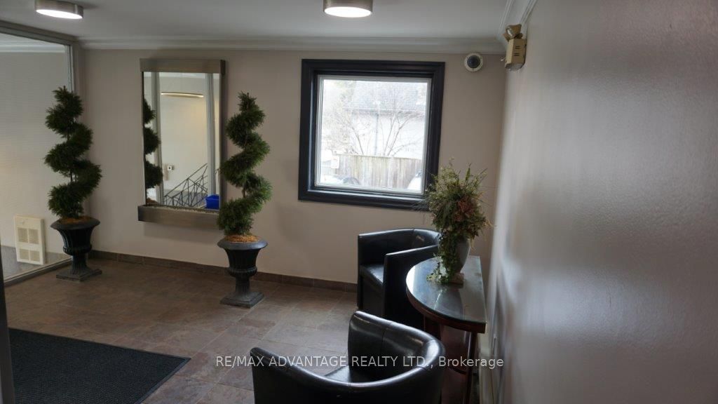 570 William Street 605
