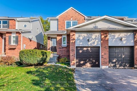 11 Moulton Court Clarington ON L1E 2W4