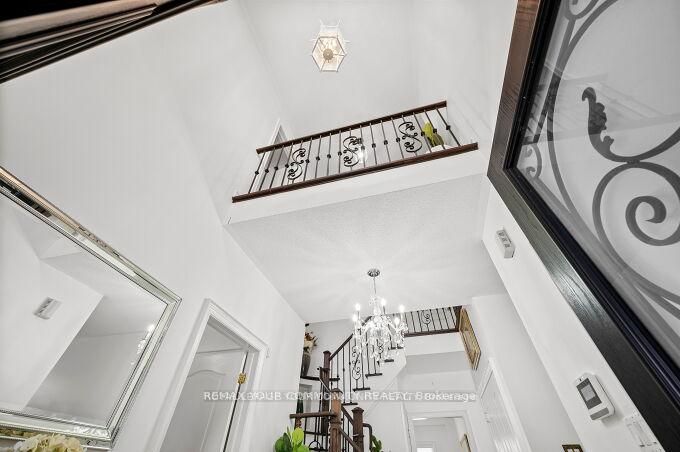 785 Quantra Crescent