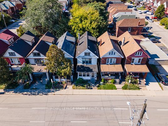 35 Sherman Avenue N
