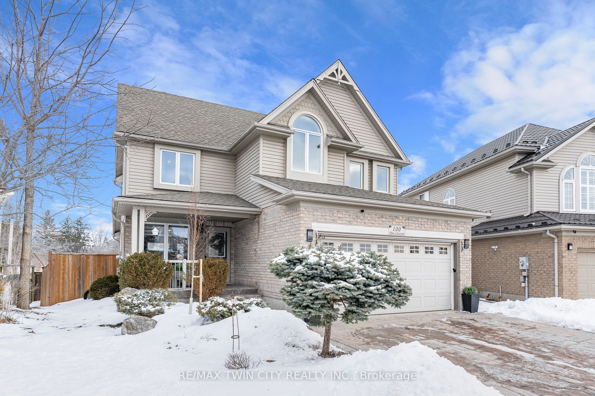 100 Hay Crescent