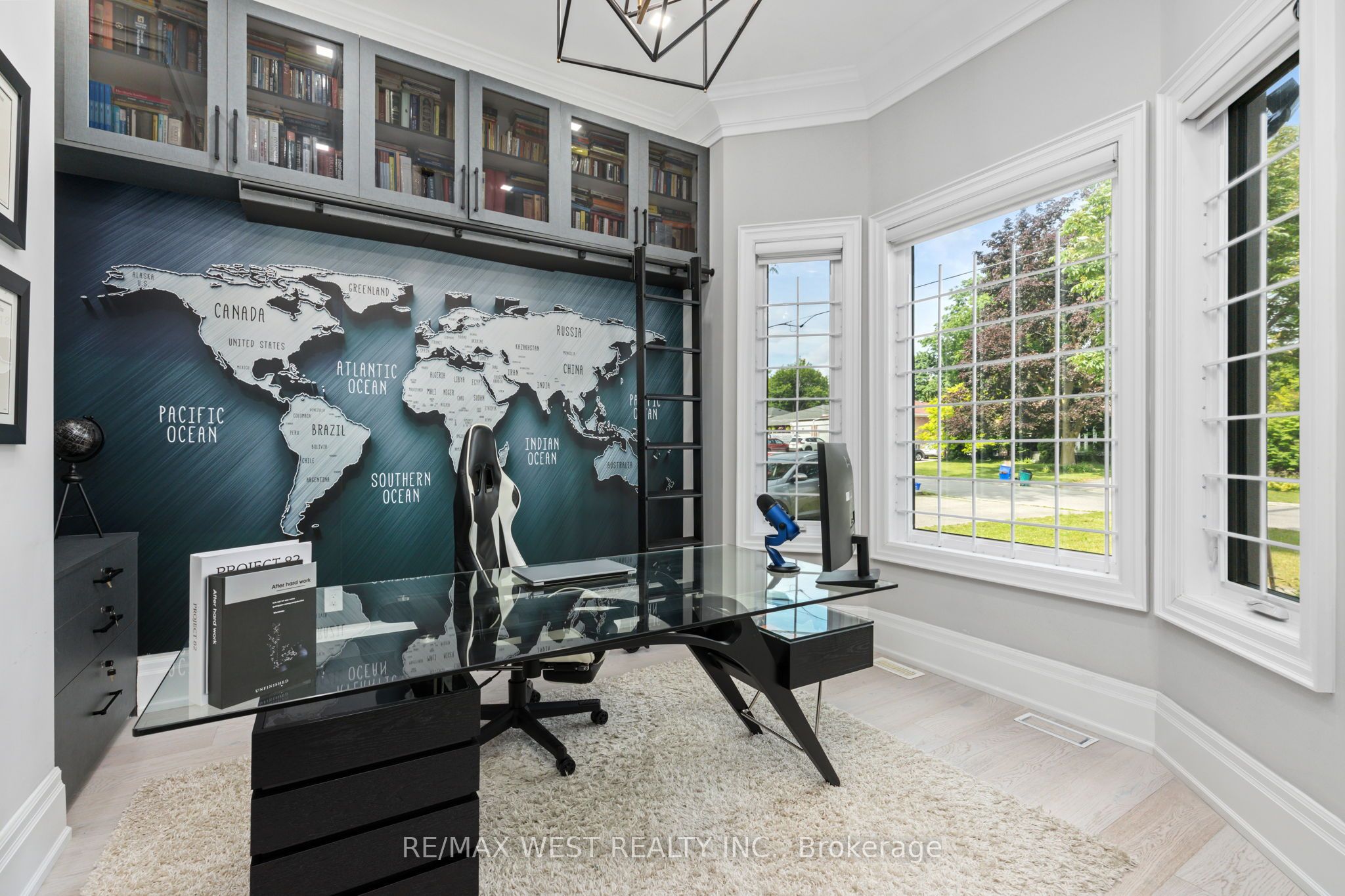62 Sherwood Forest Drive