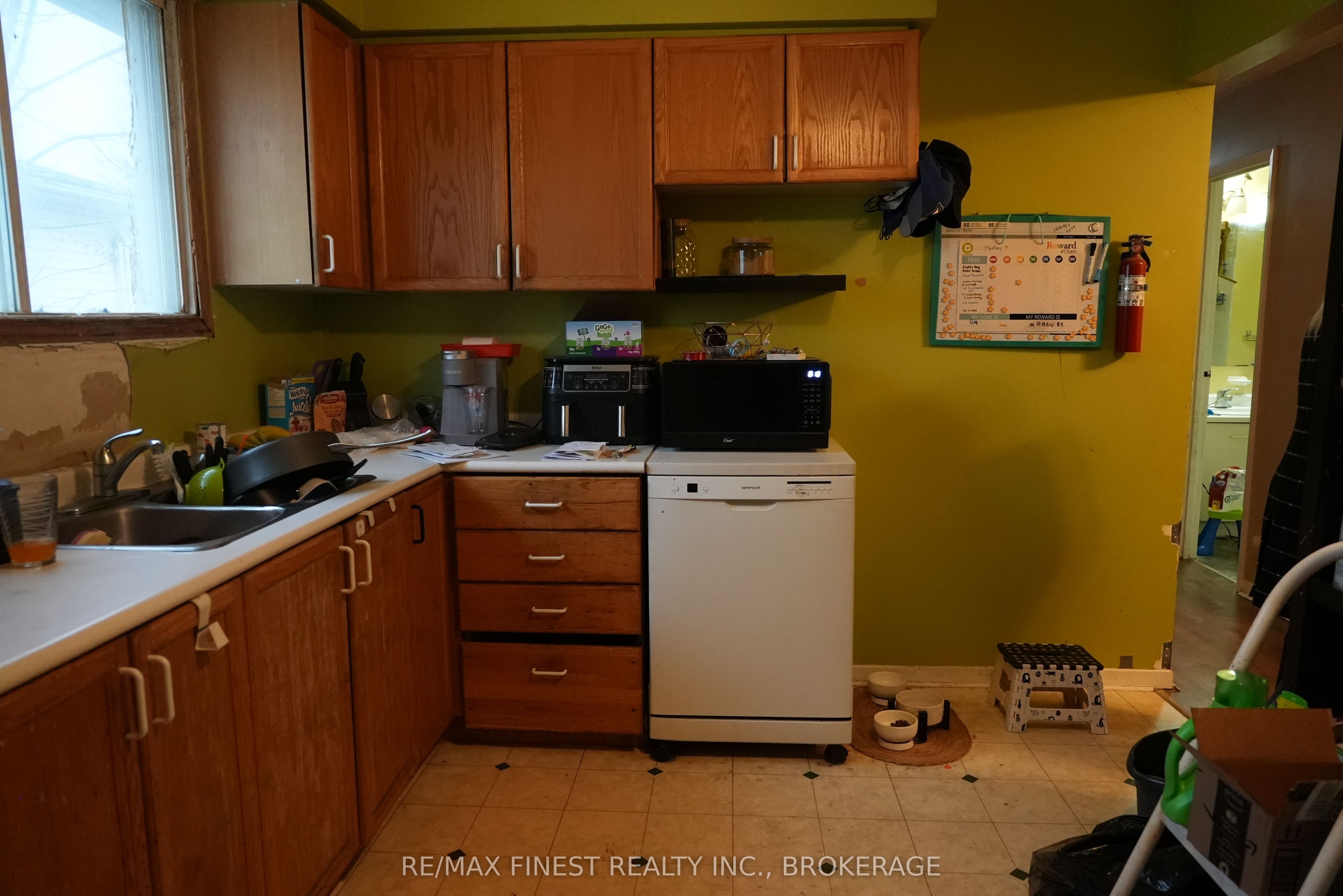 279 Kingsdale Avenue