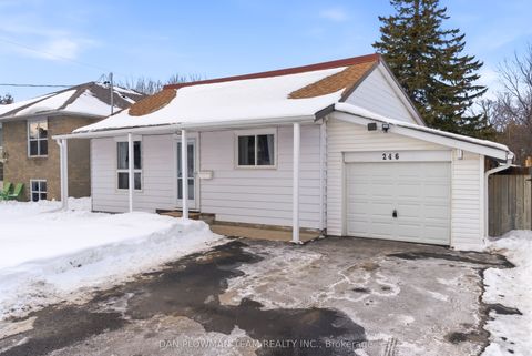 246 Conant Street Oshawa ON L1H 3S4