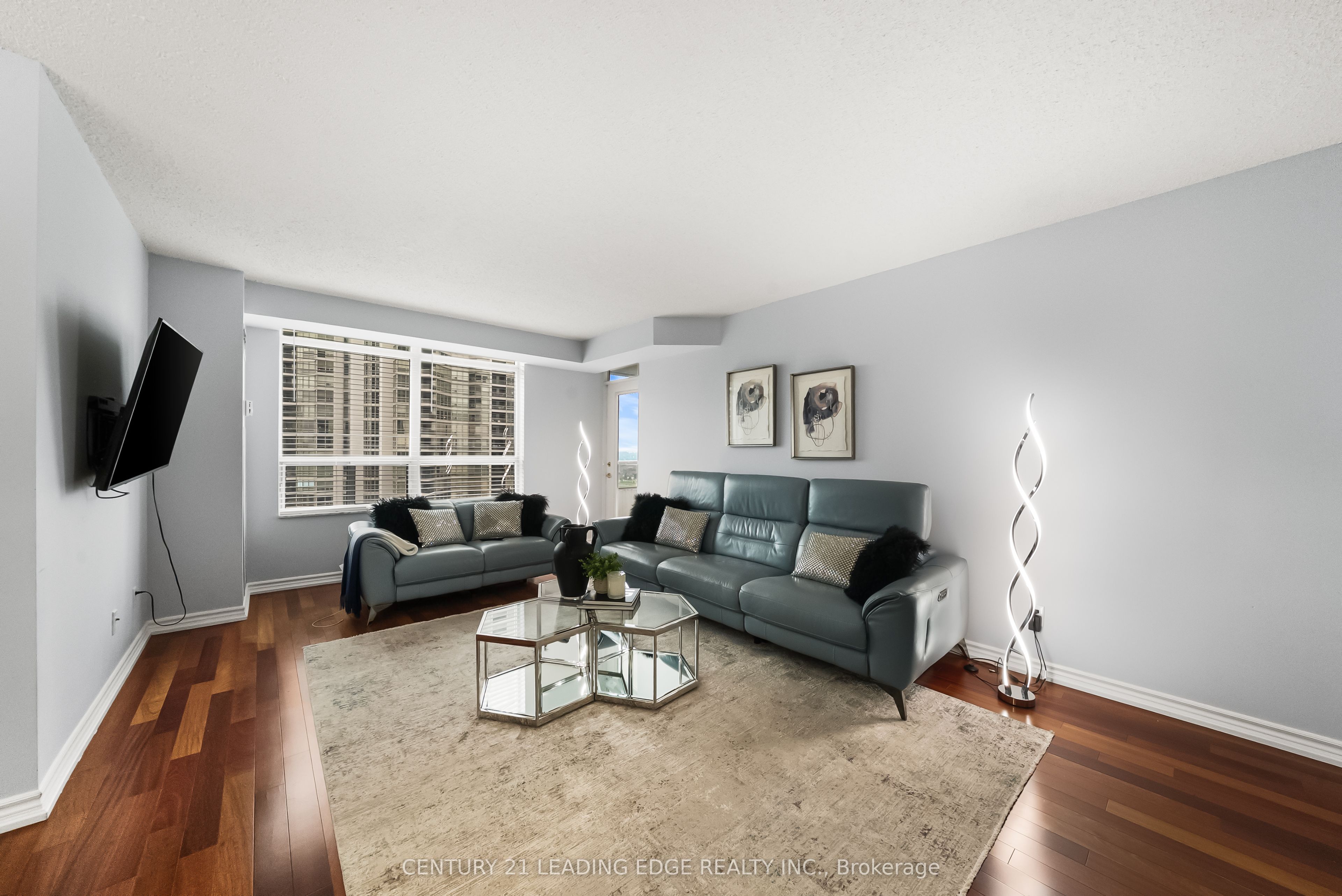 35 Kingsbridge Garden Circle 1812