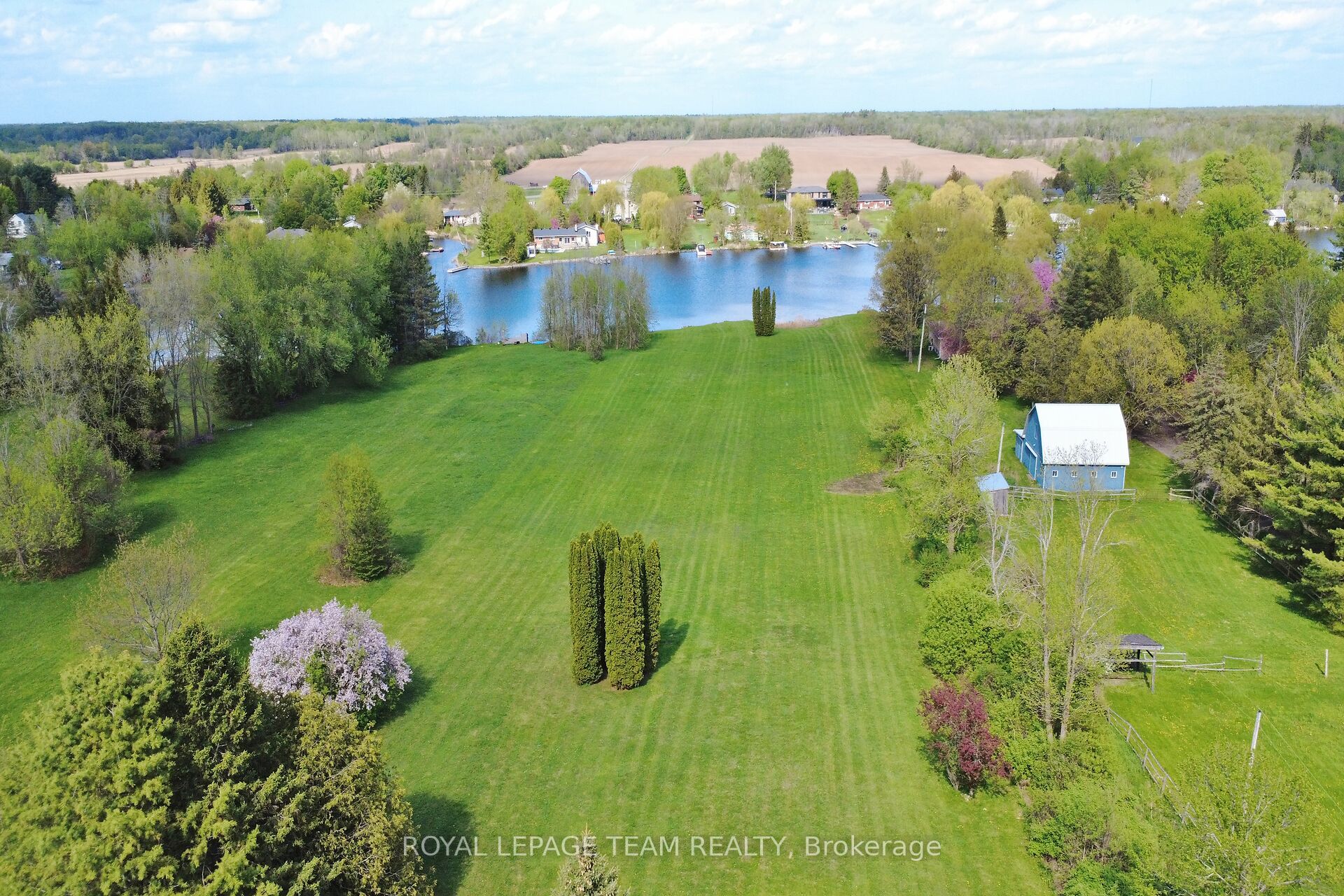 5965 Rideau Valley Drive N