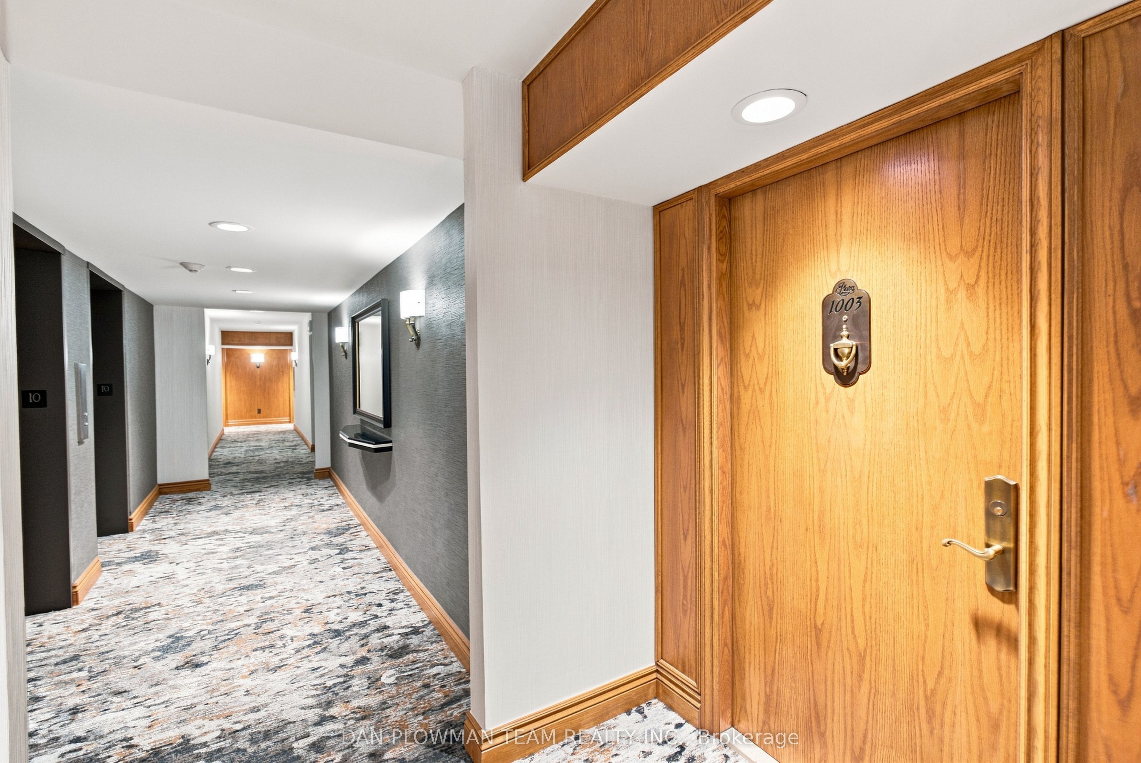 900 Wilson Road N 1003