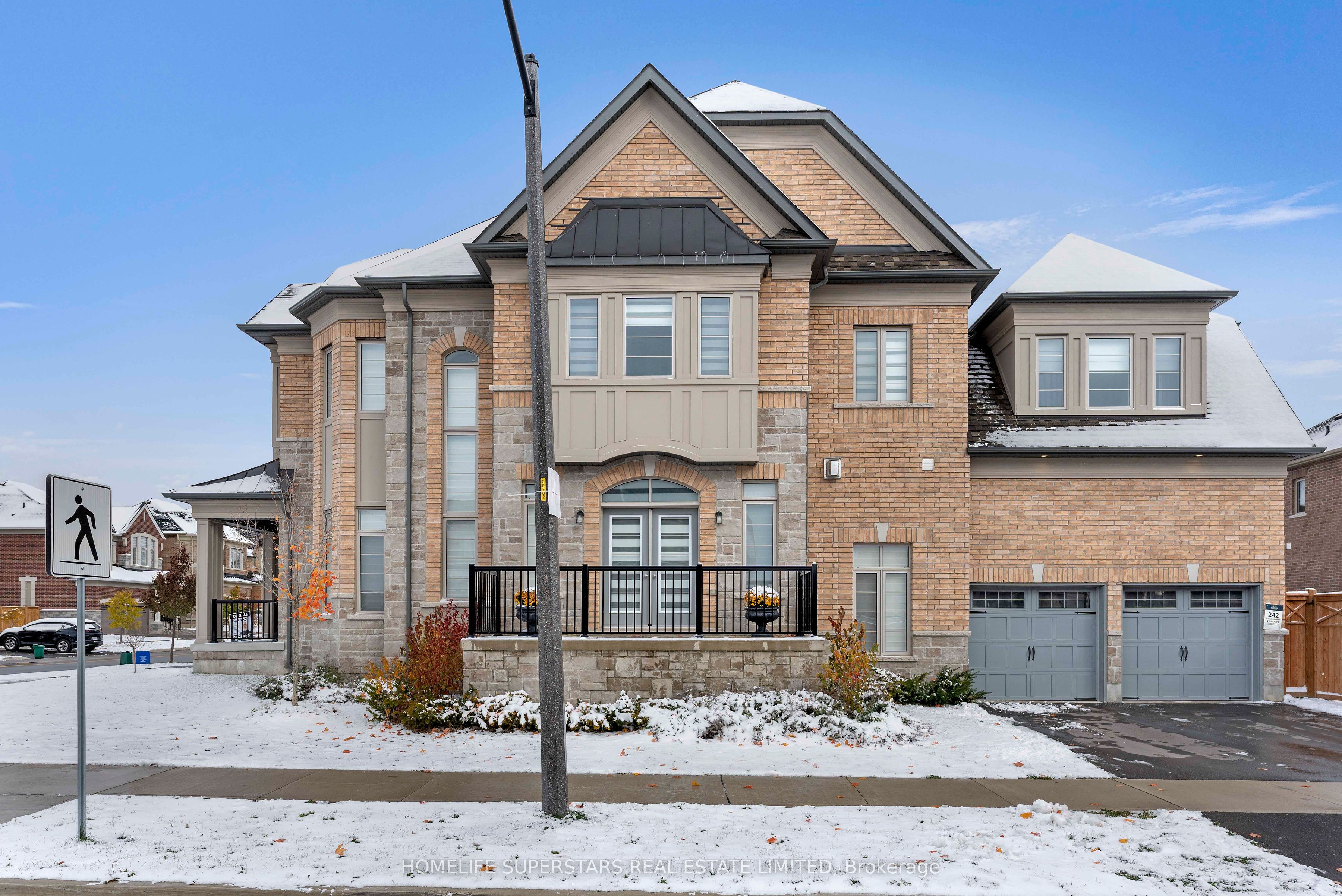 55 Christine Elliott Avenue