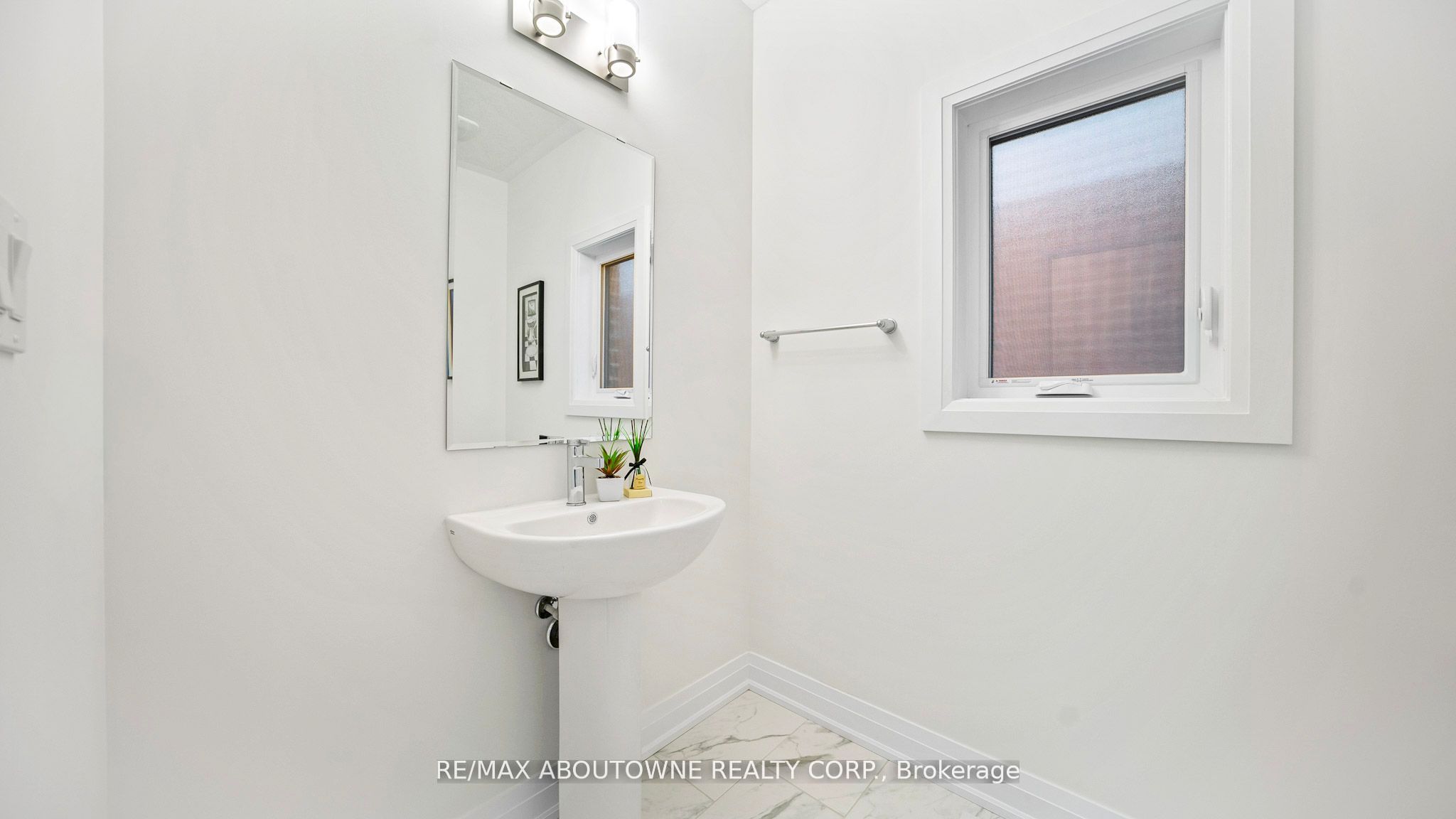 27 Jacob Detweiller Drive