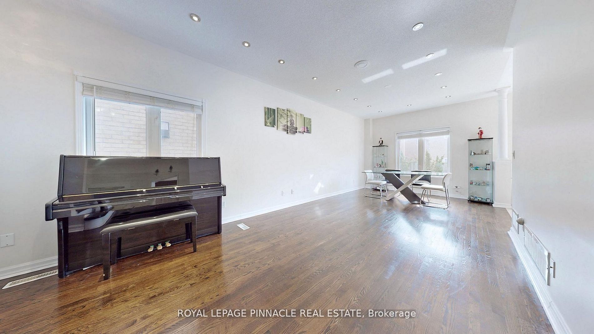 7254 Dime Crescent