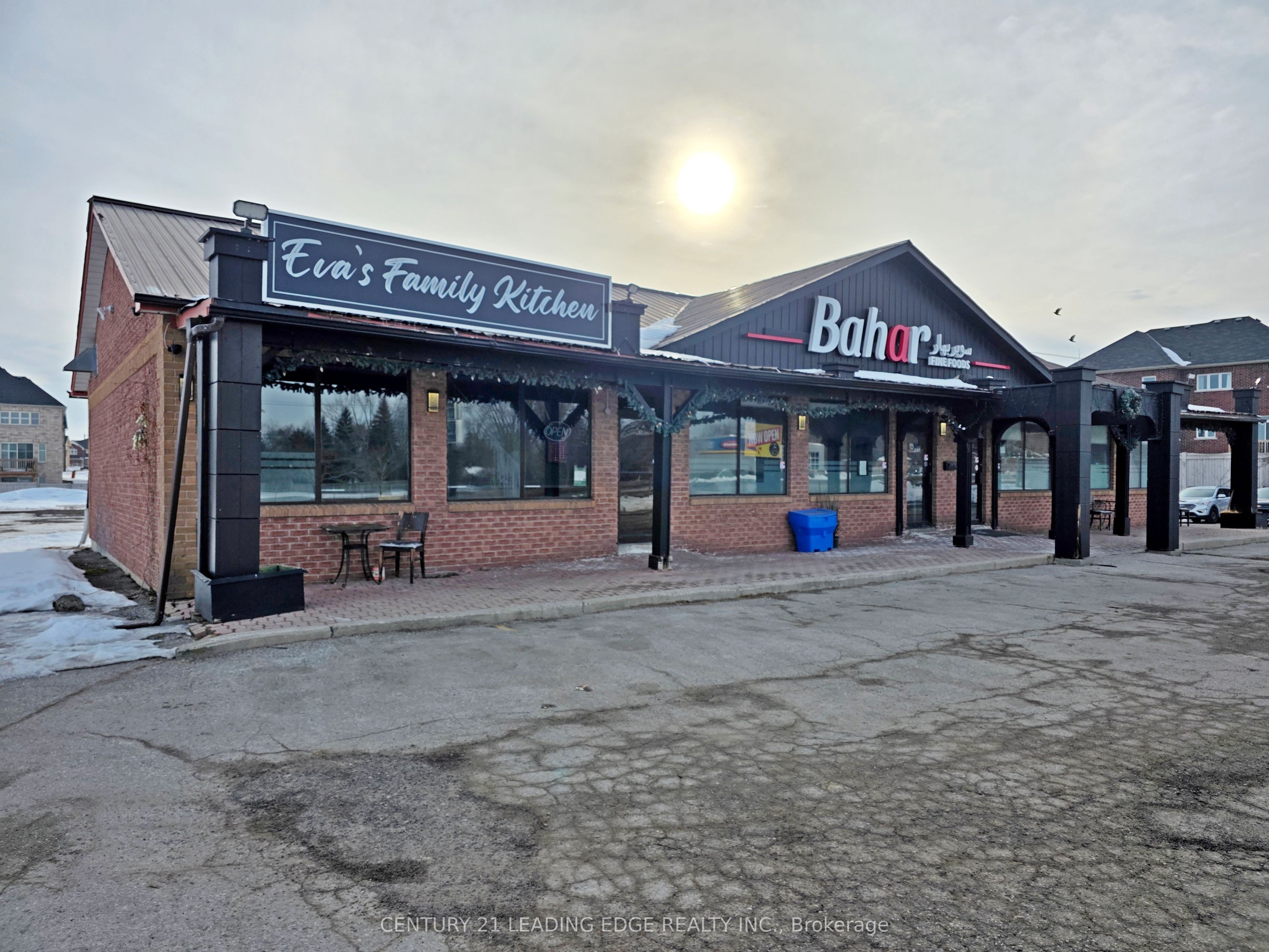 591 The Queensway South N/A