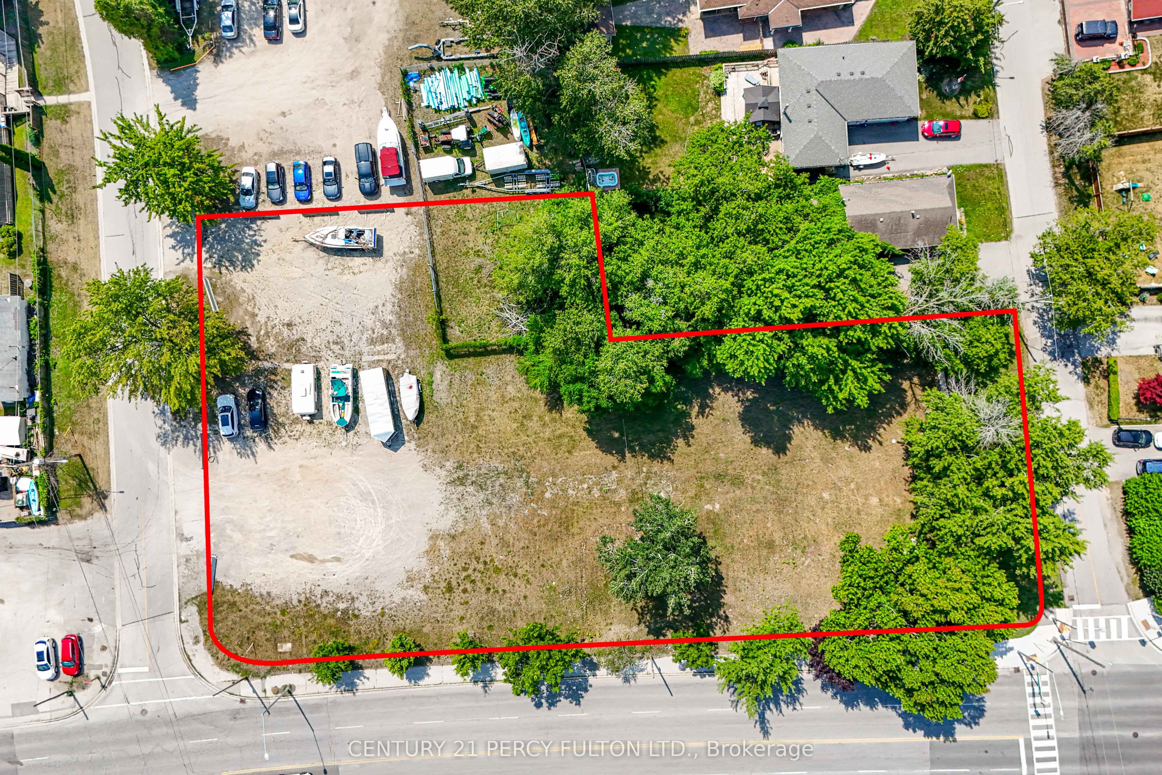 236 Cameron Crescent