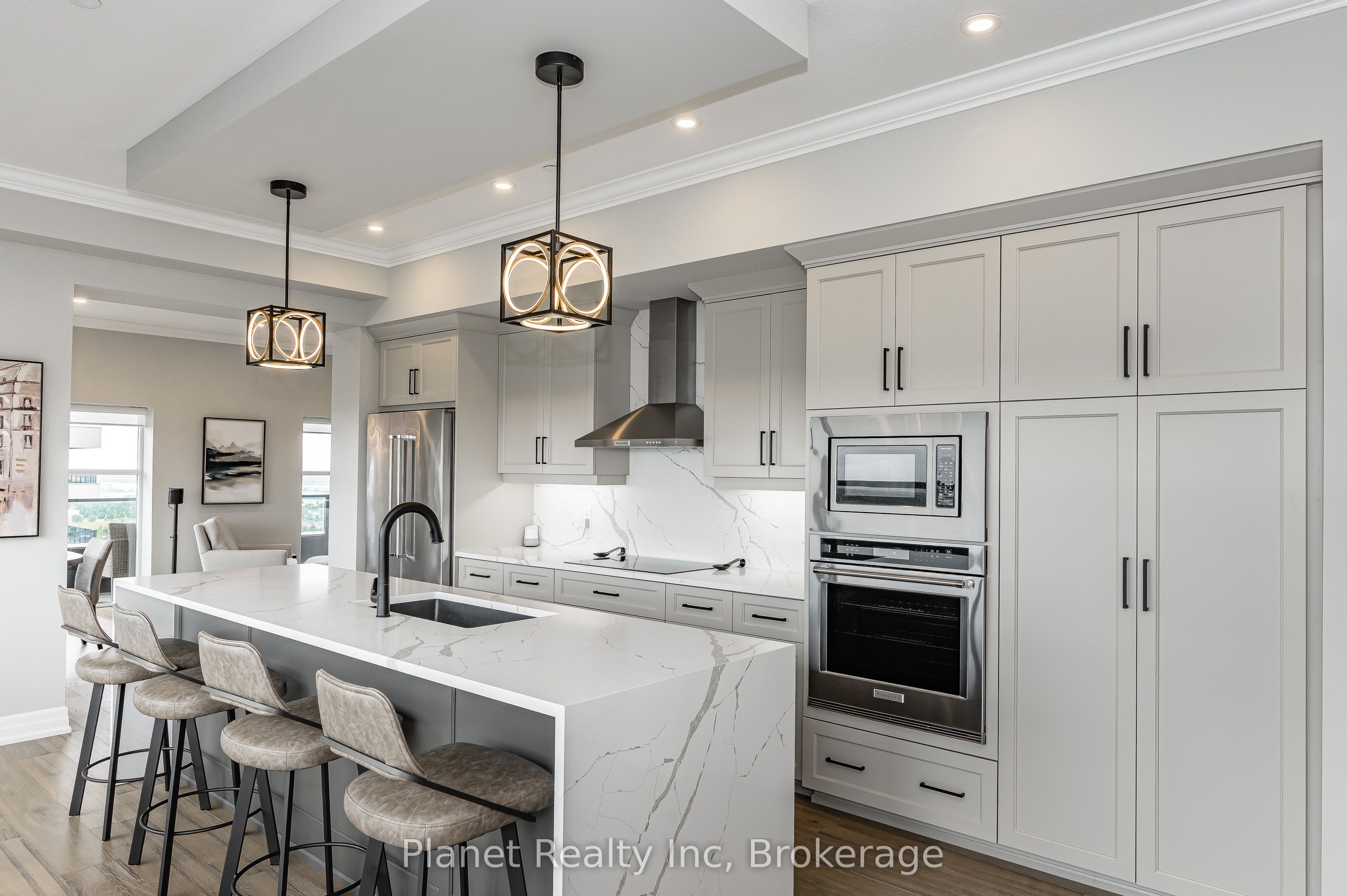 1880 Gordon Street 1401