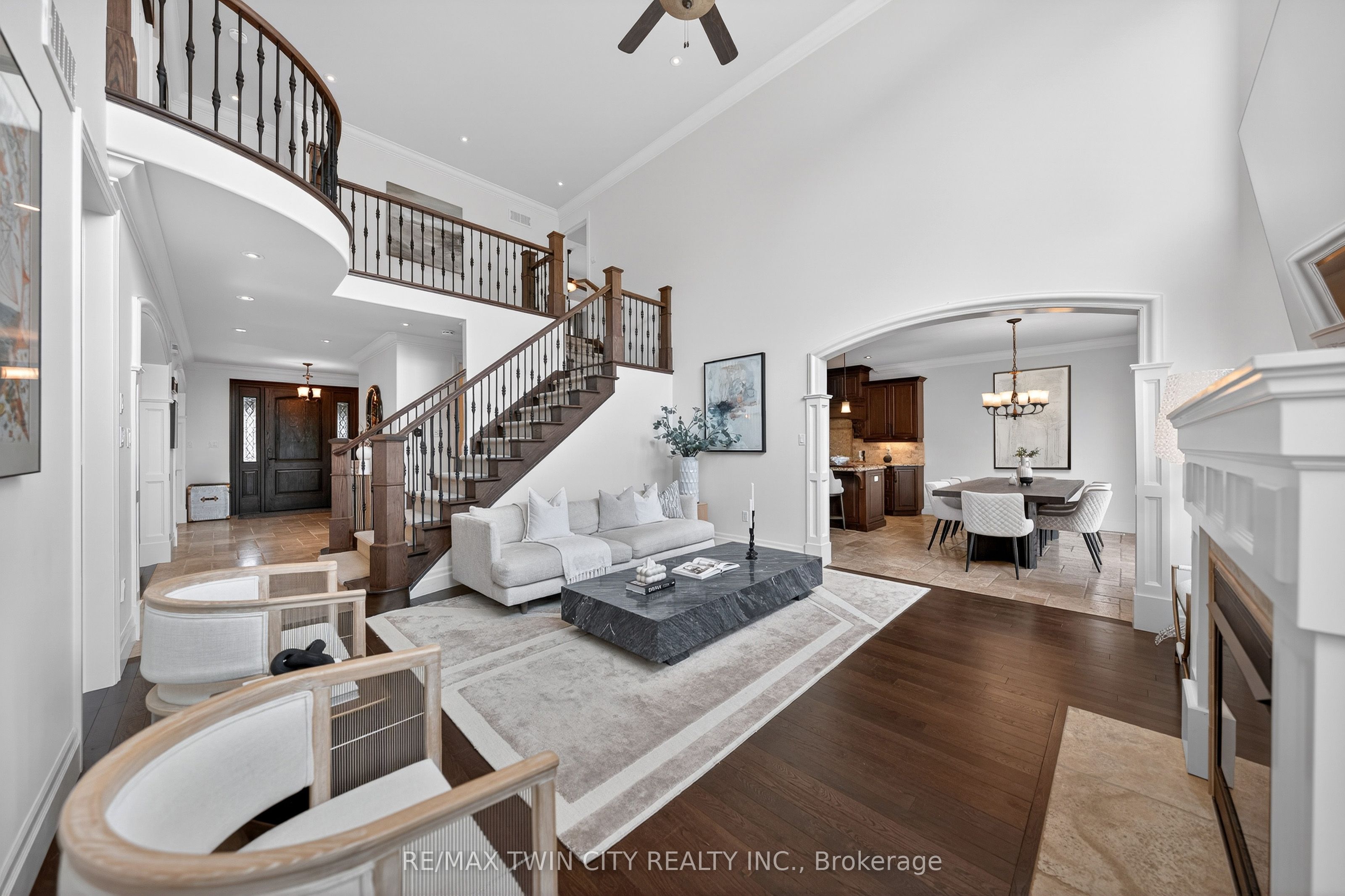325 Deerfoot Trail