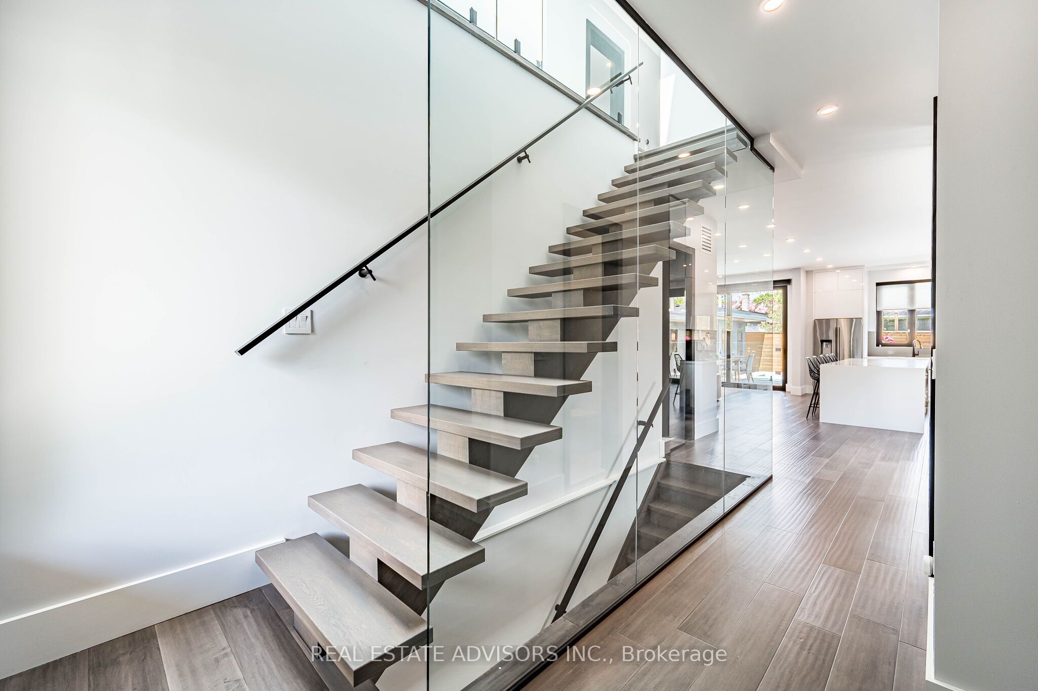 50 Beckwith Road E