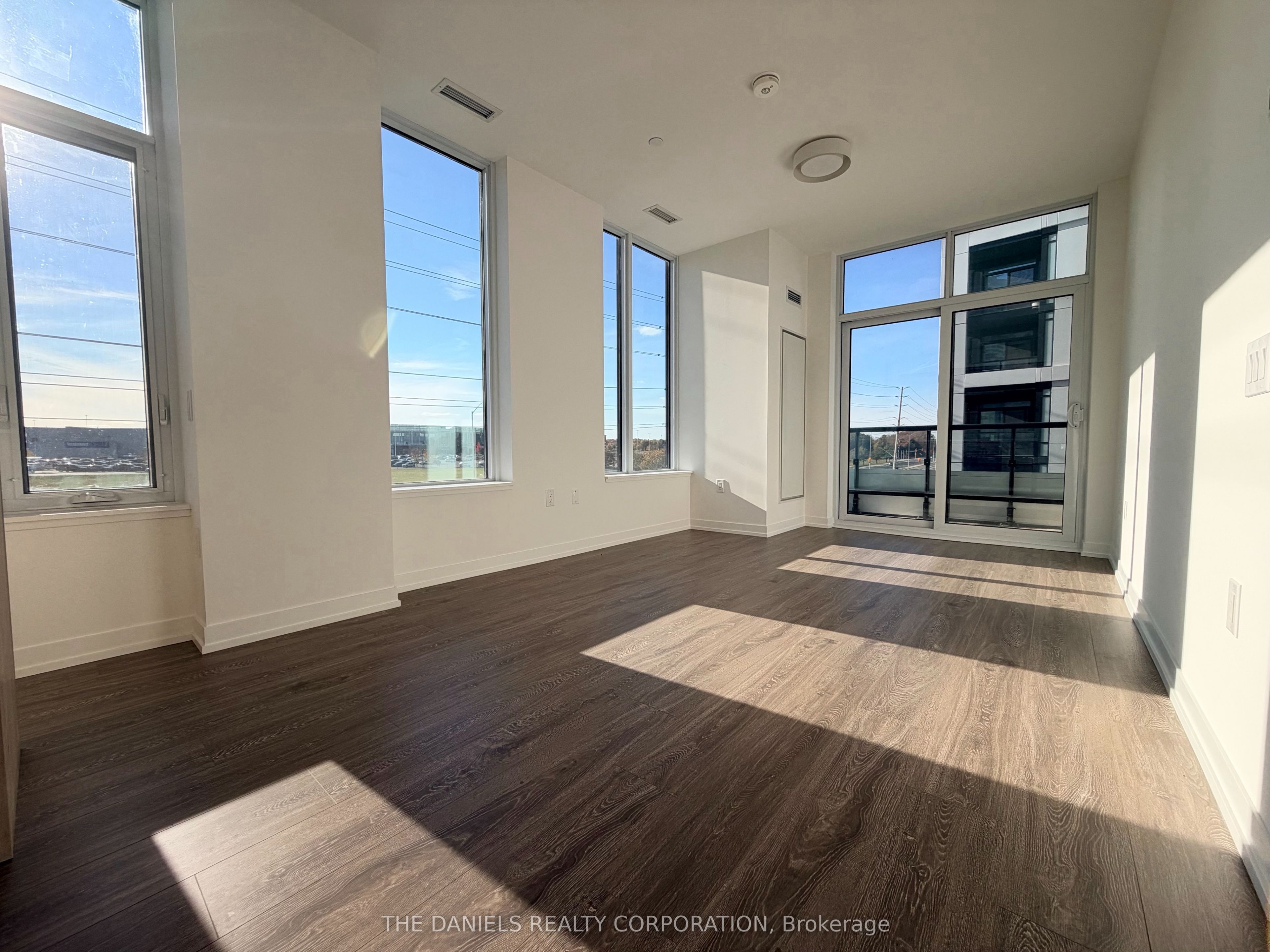 2485 Eglinton Avenue W 403