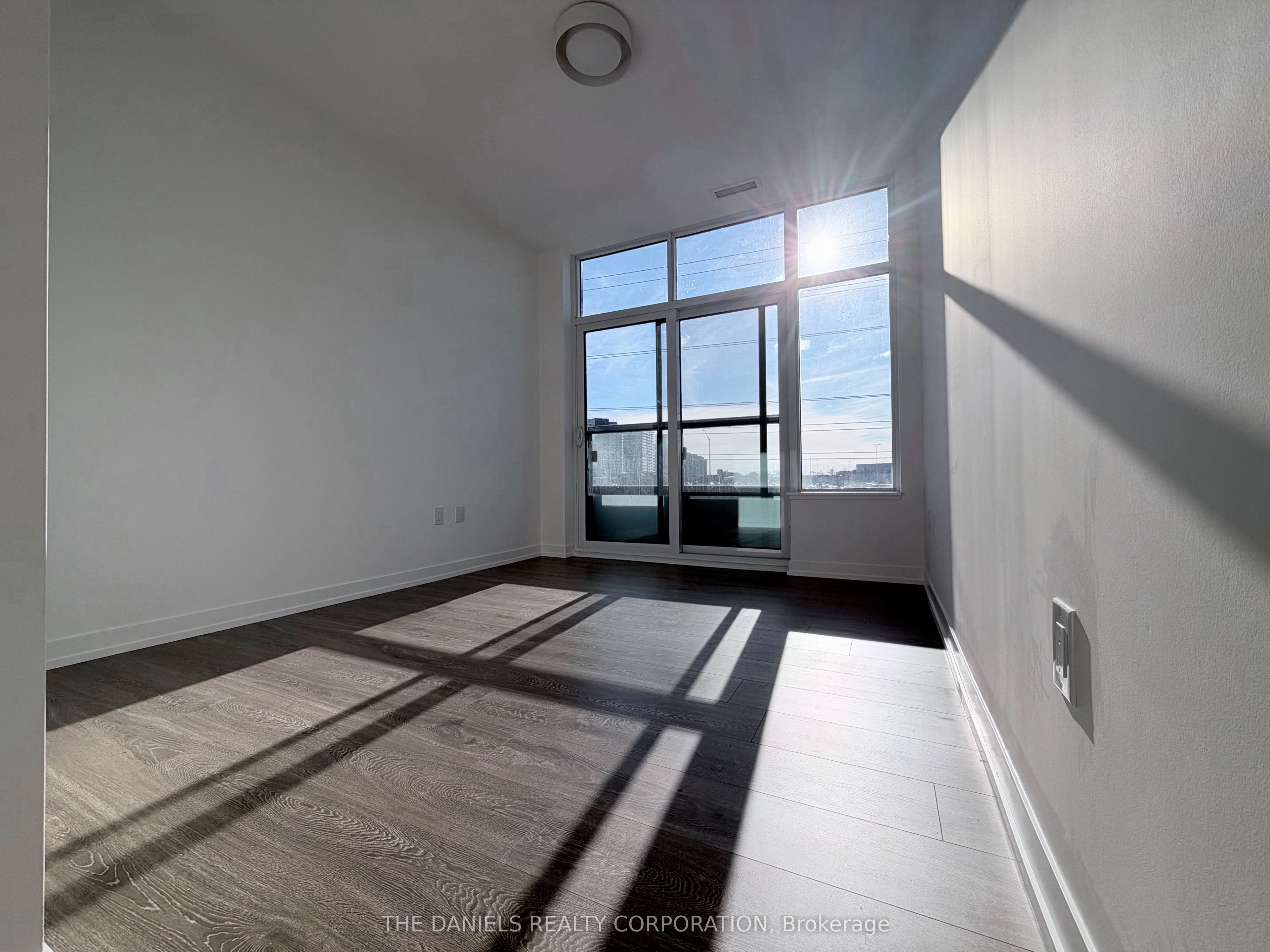 2485 Eglinton Avenue W 403