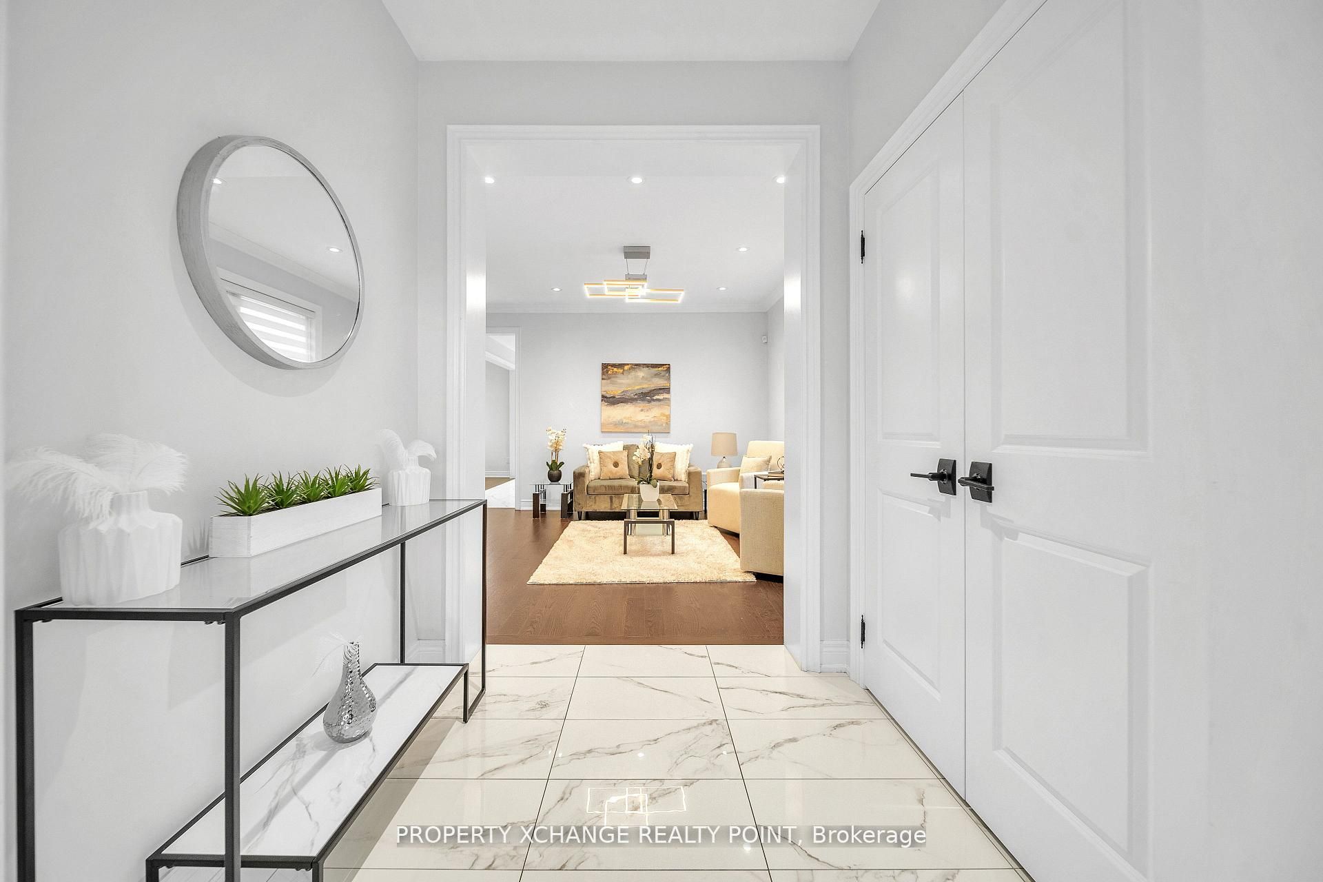 1219 Cactus Crescent