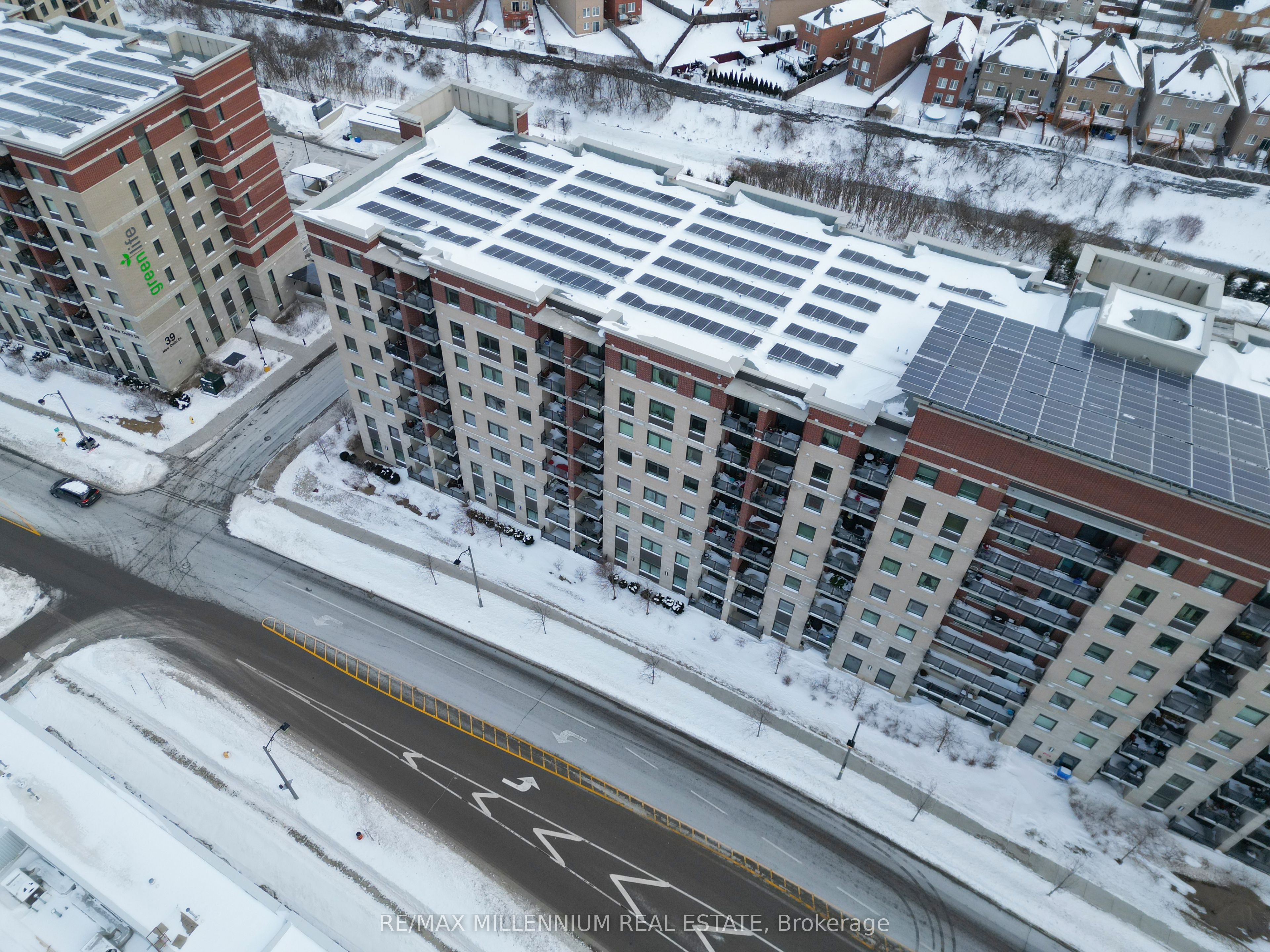 7325 Markham Road 323