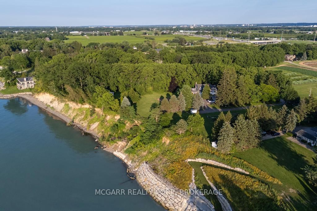1258 Lakeshore Road W