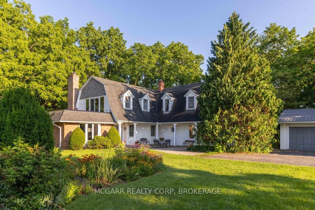 1258 Lakeshore Road W