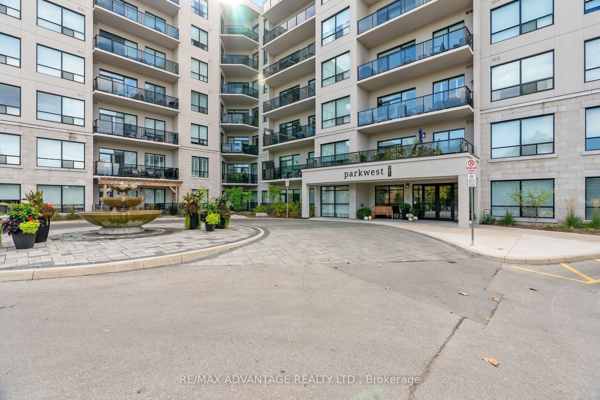 1200 Commissioners Road W 118