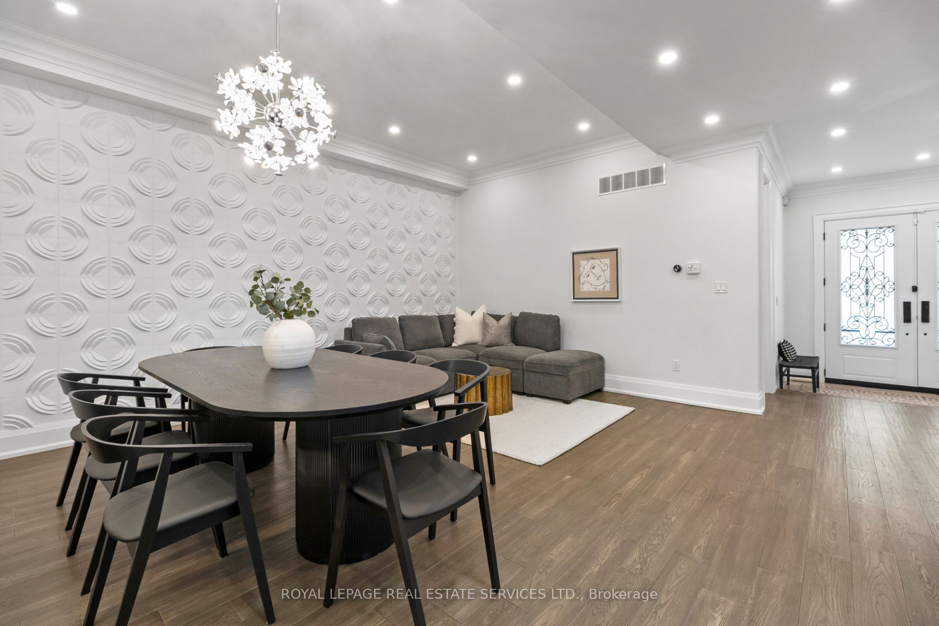 5 Kirk Bradden Road W