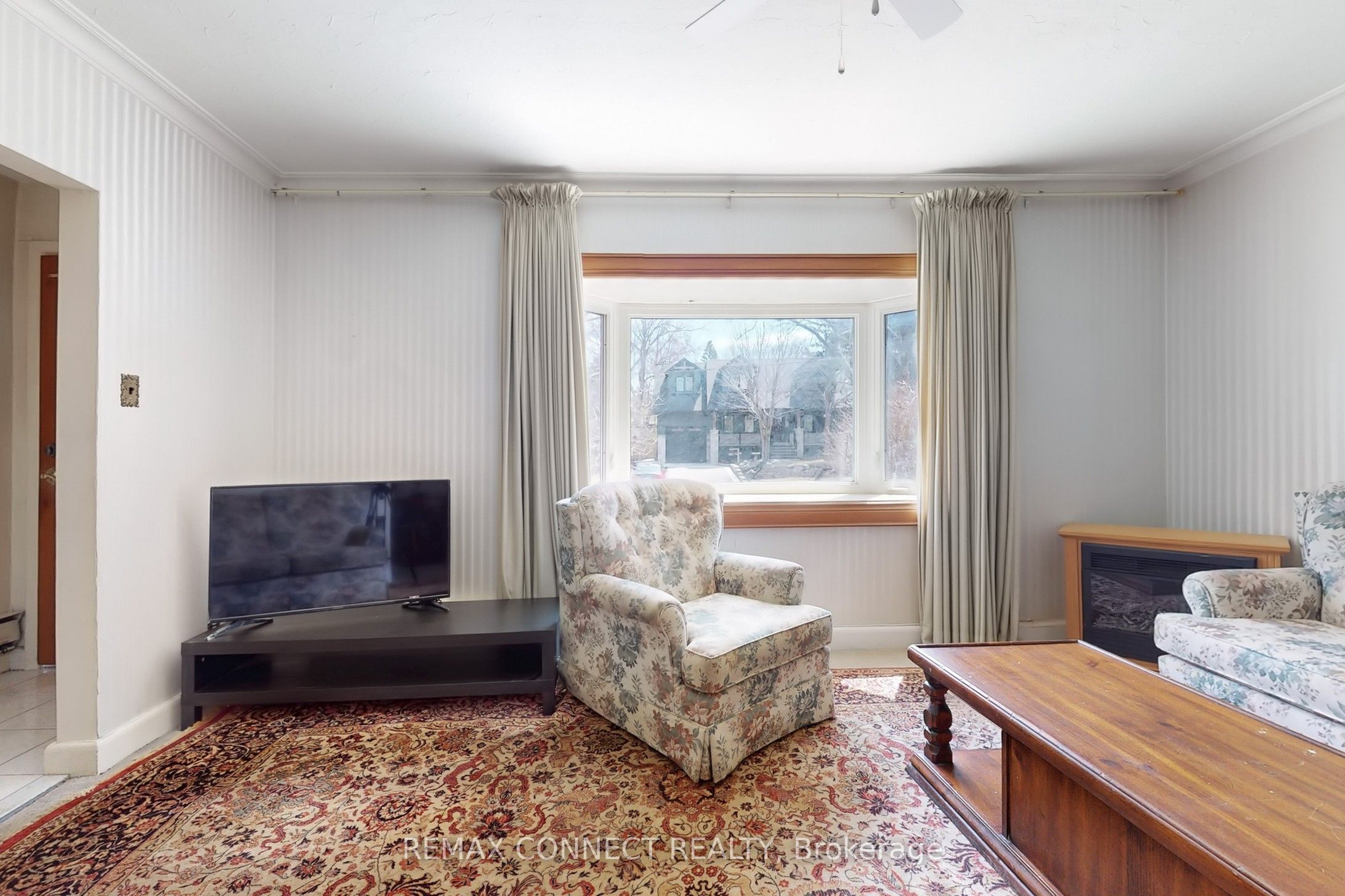 20 Brinloor Boulevard