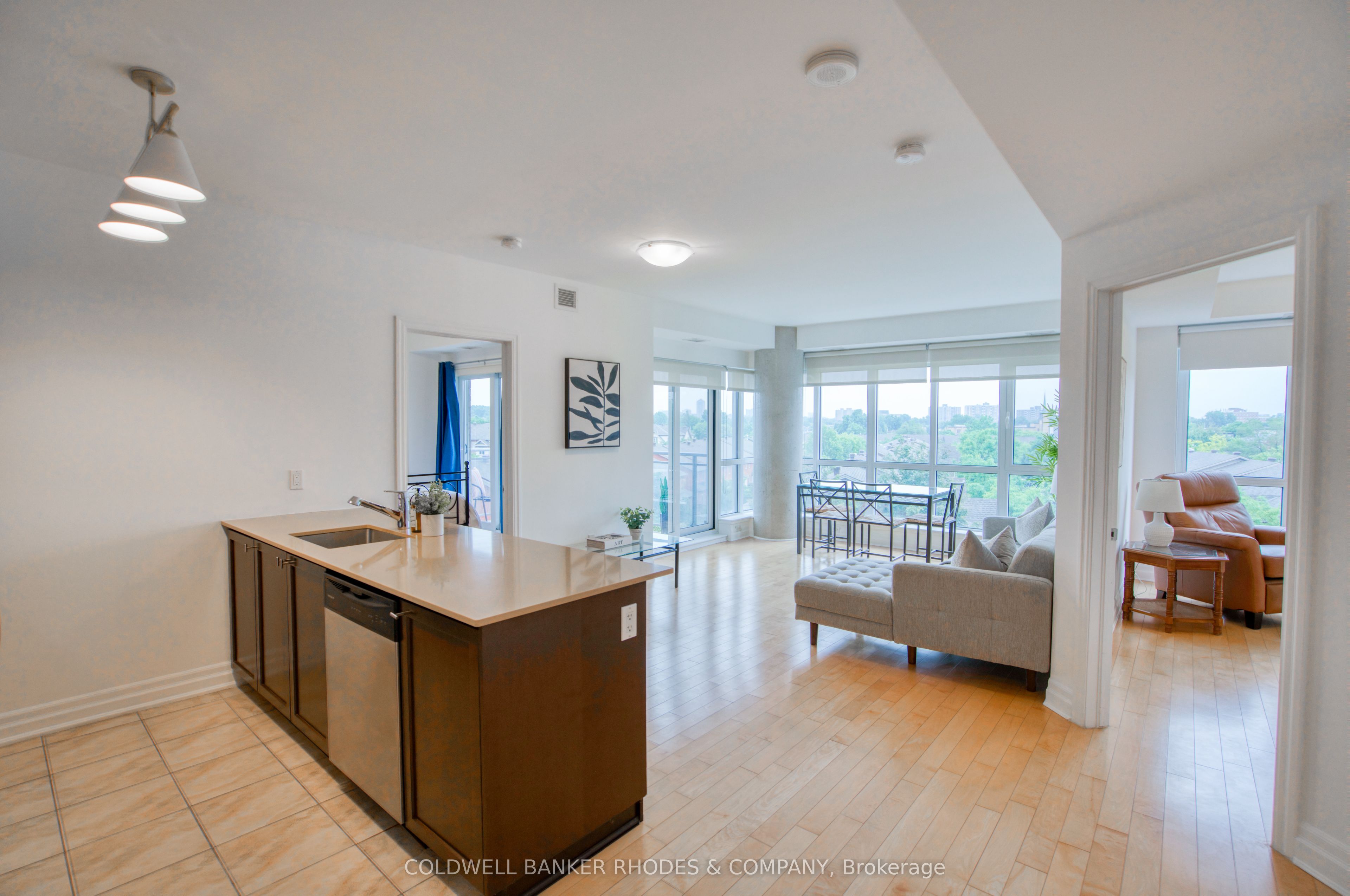 90 Landry Street 407
