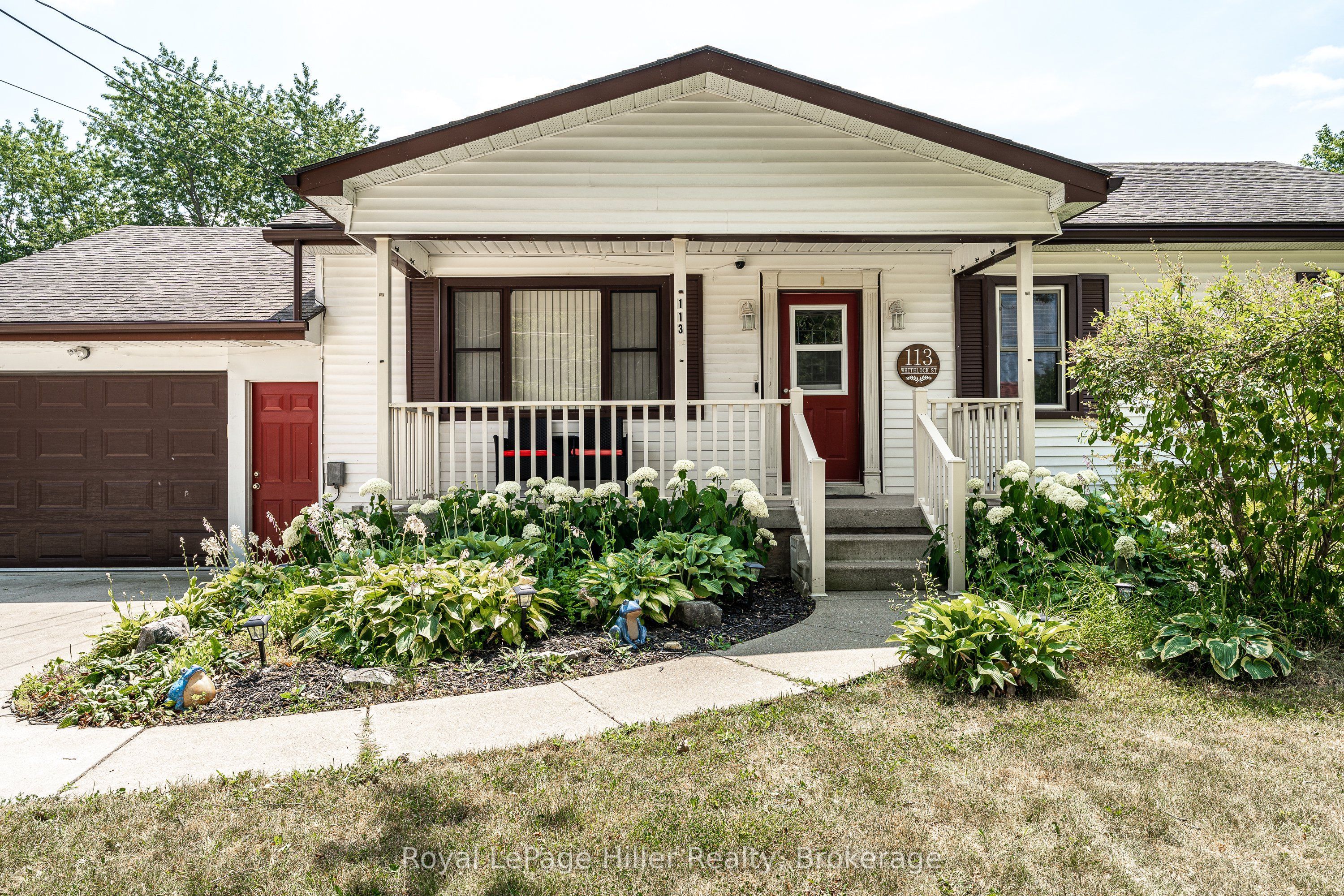 113 Whitelock Street S