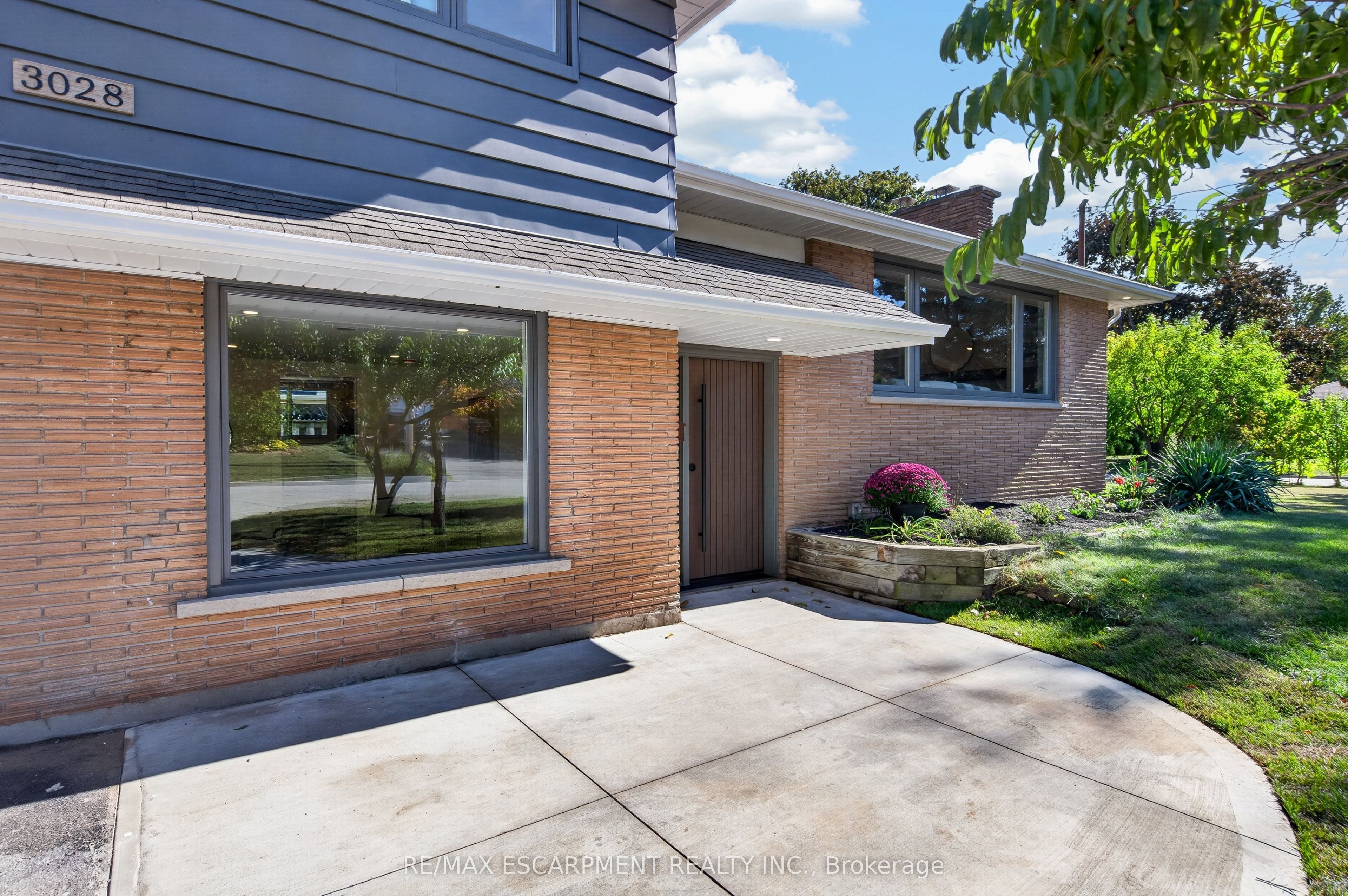 3028 Eva Drive
