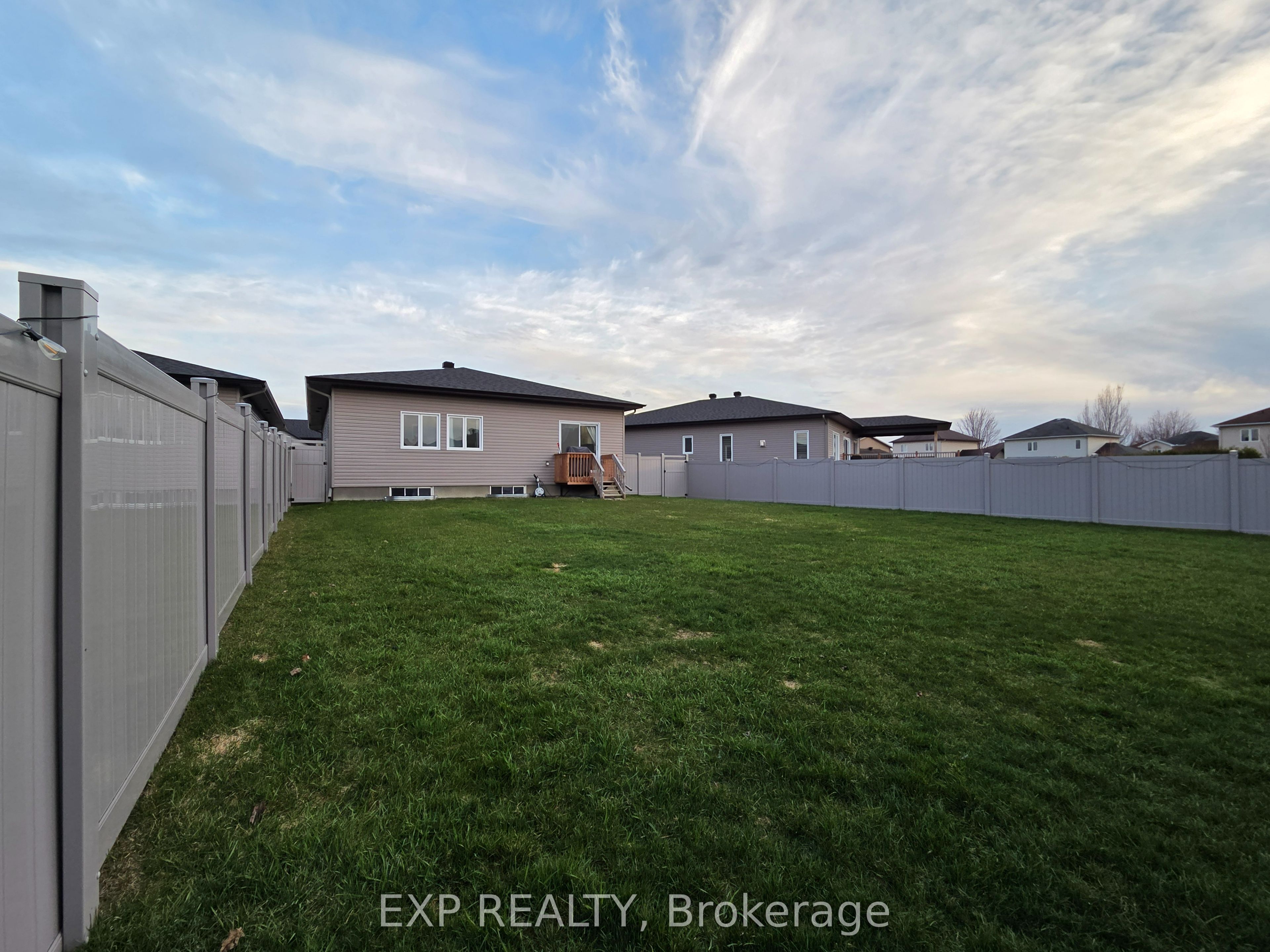 92 Chateauguay Street