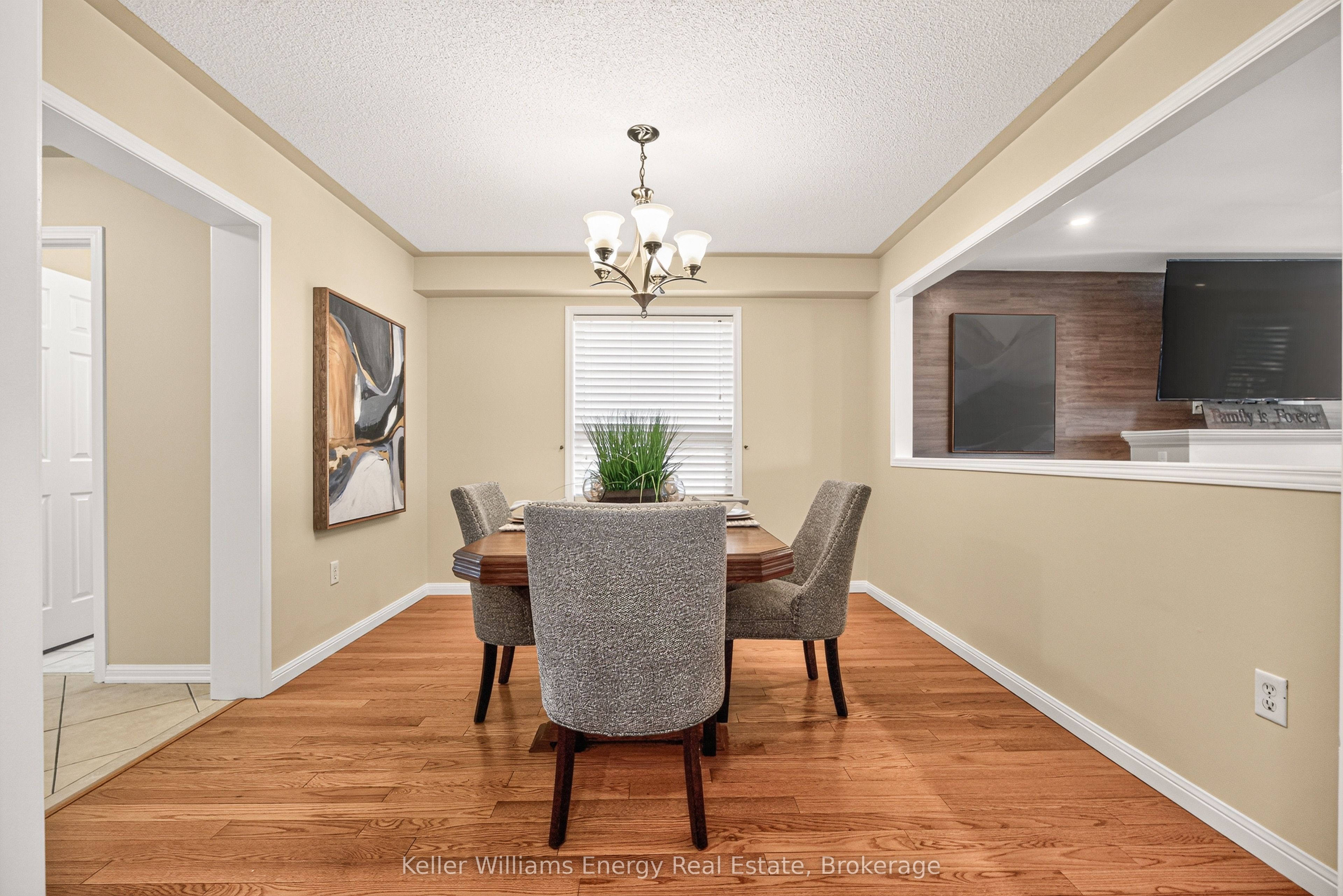 4 Holman Court