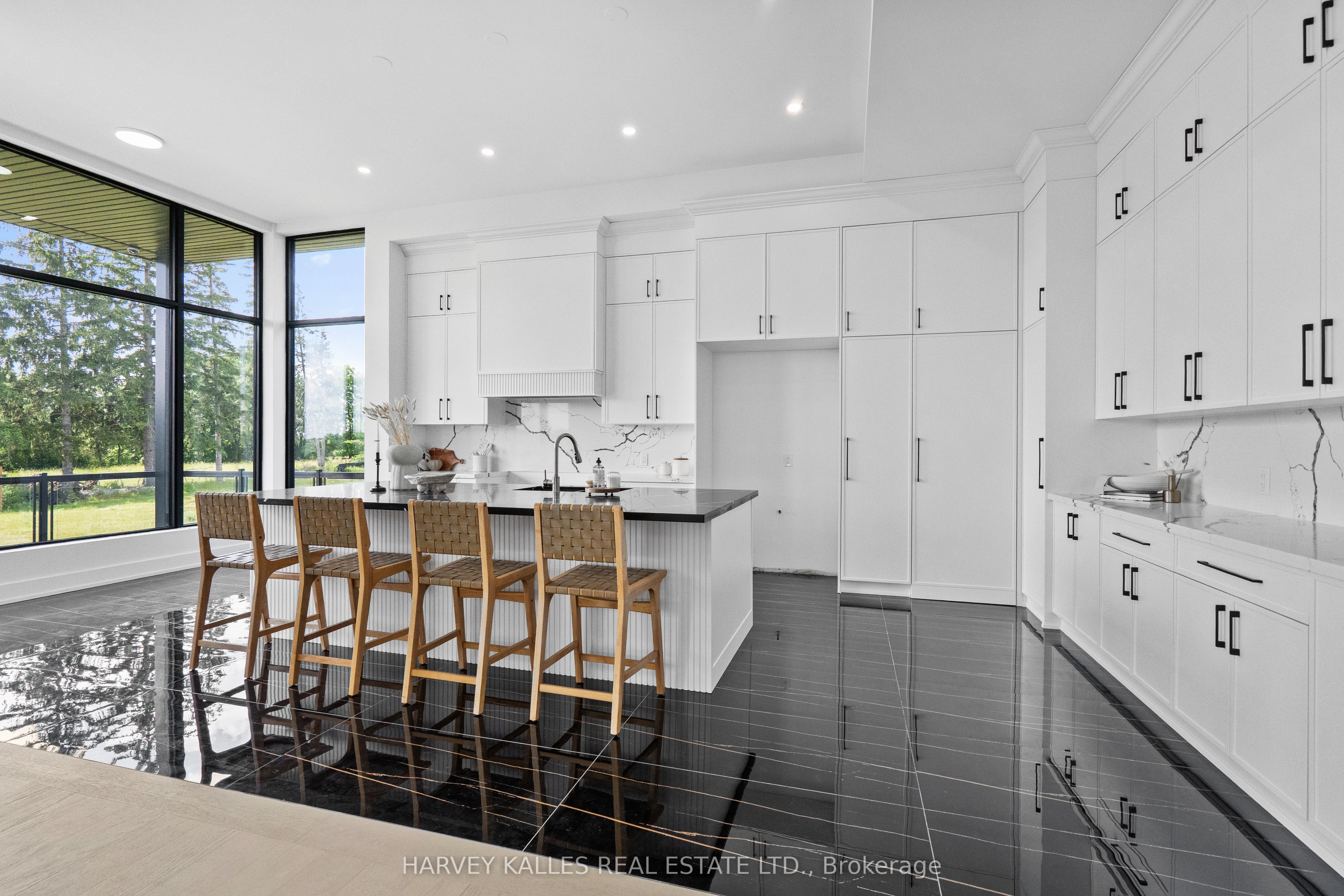 2 Sugarbush Court