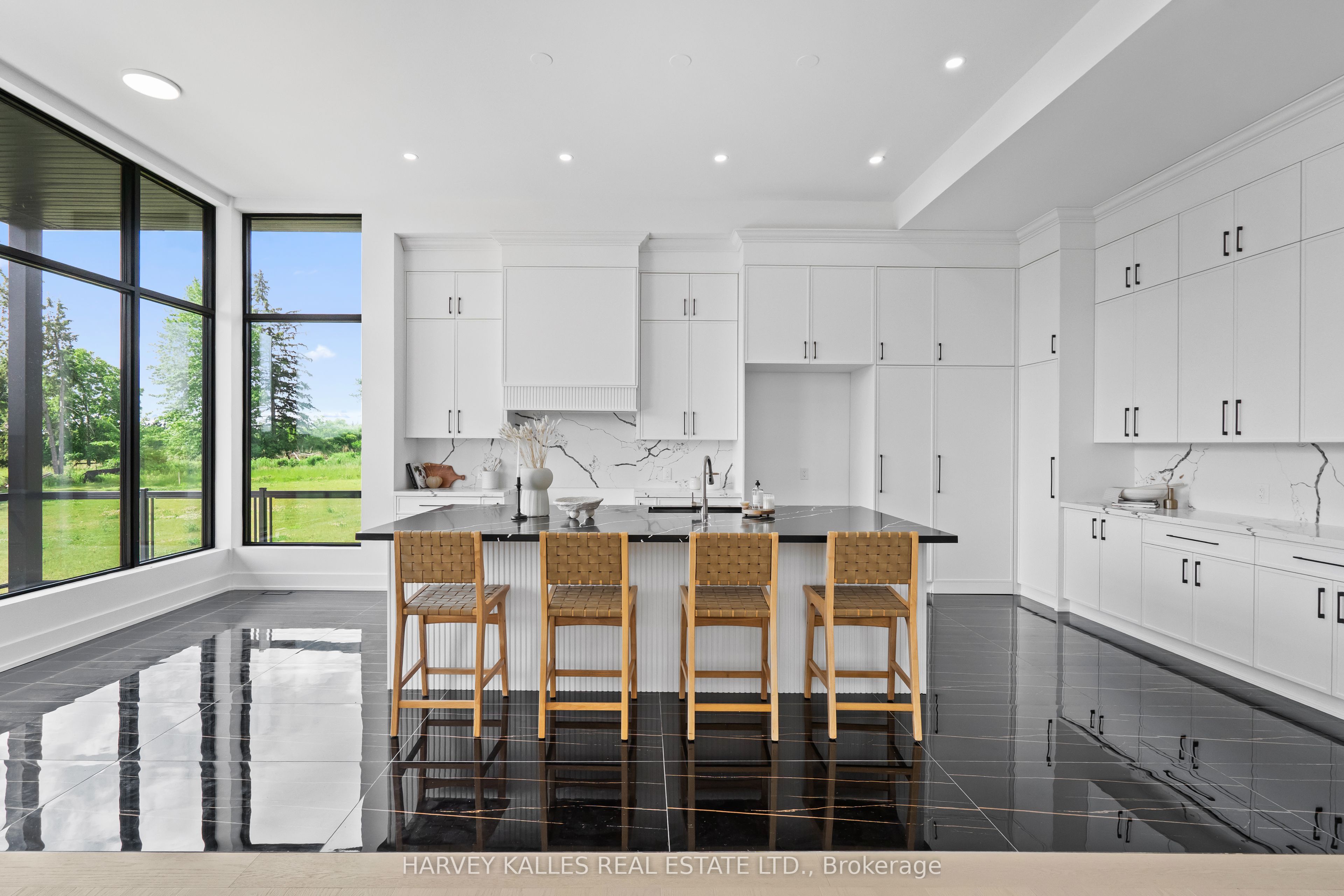 2 Sugarbush Court