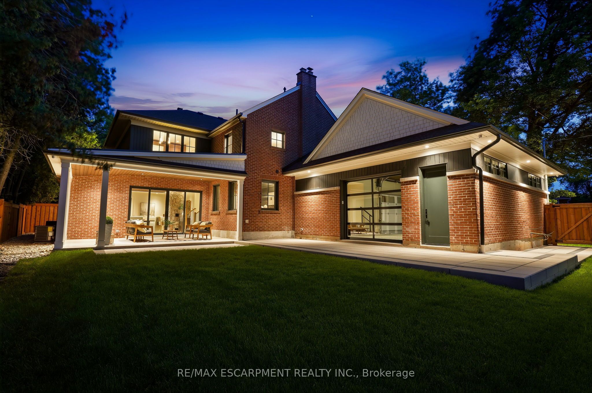 727 King Road