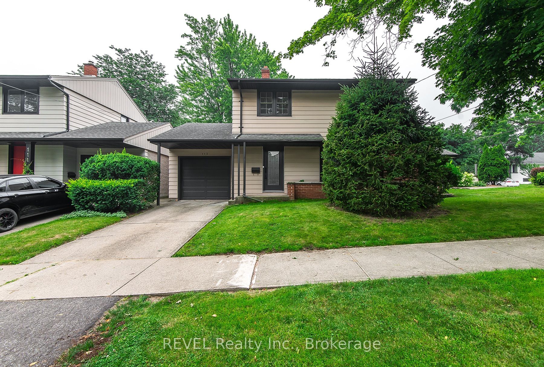 113 St. Paul Crescent